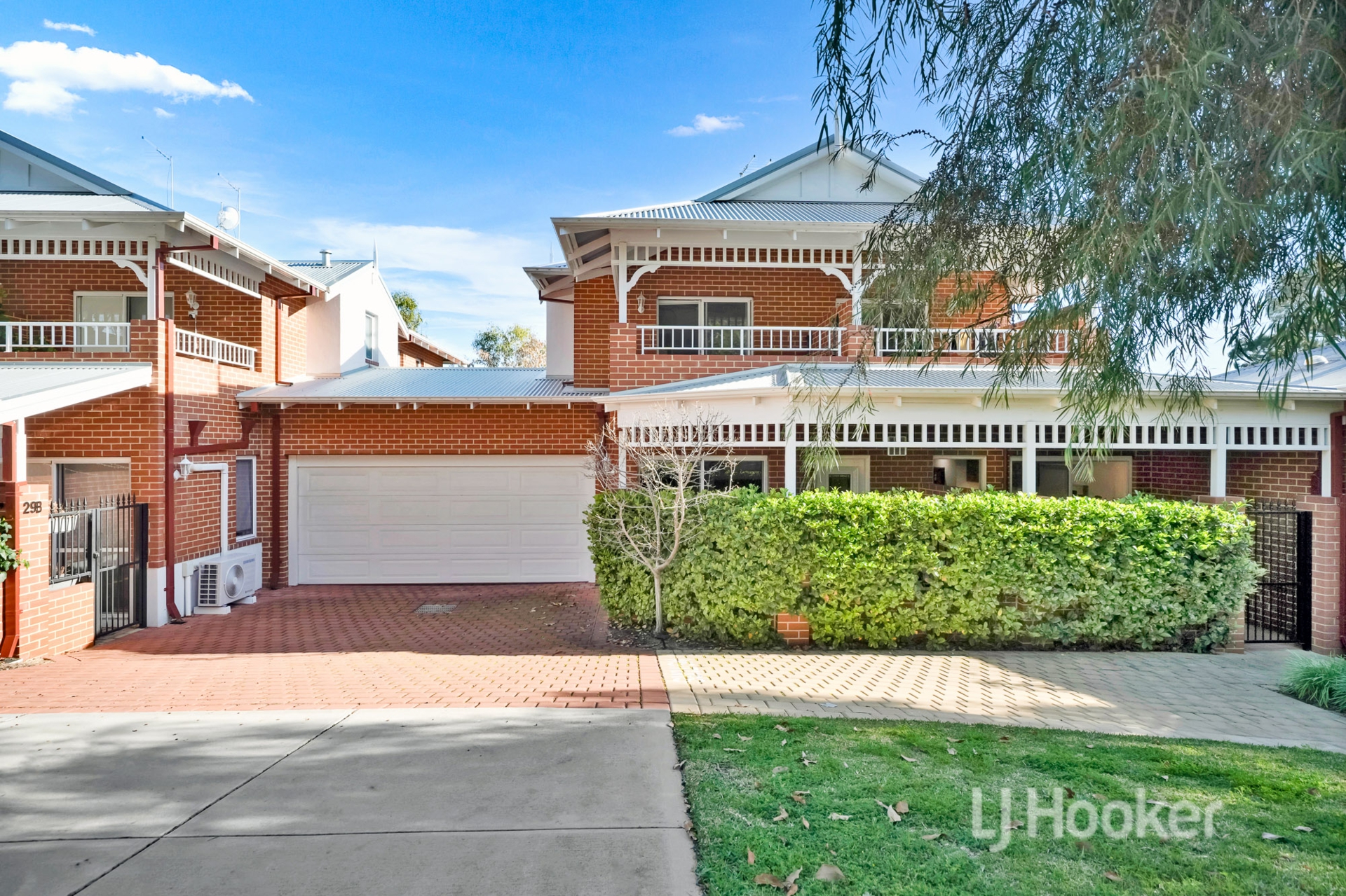 29D Carrington Street — photo from LJ Hooker Mirrabooka