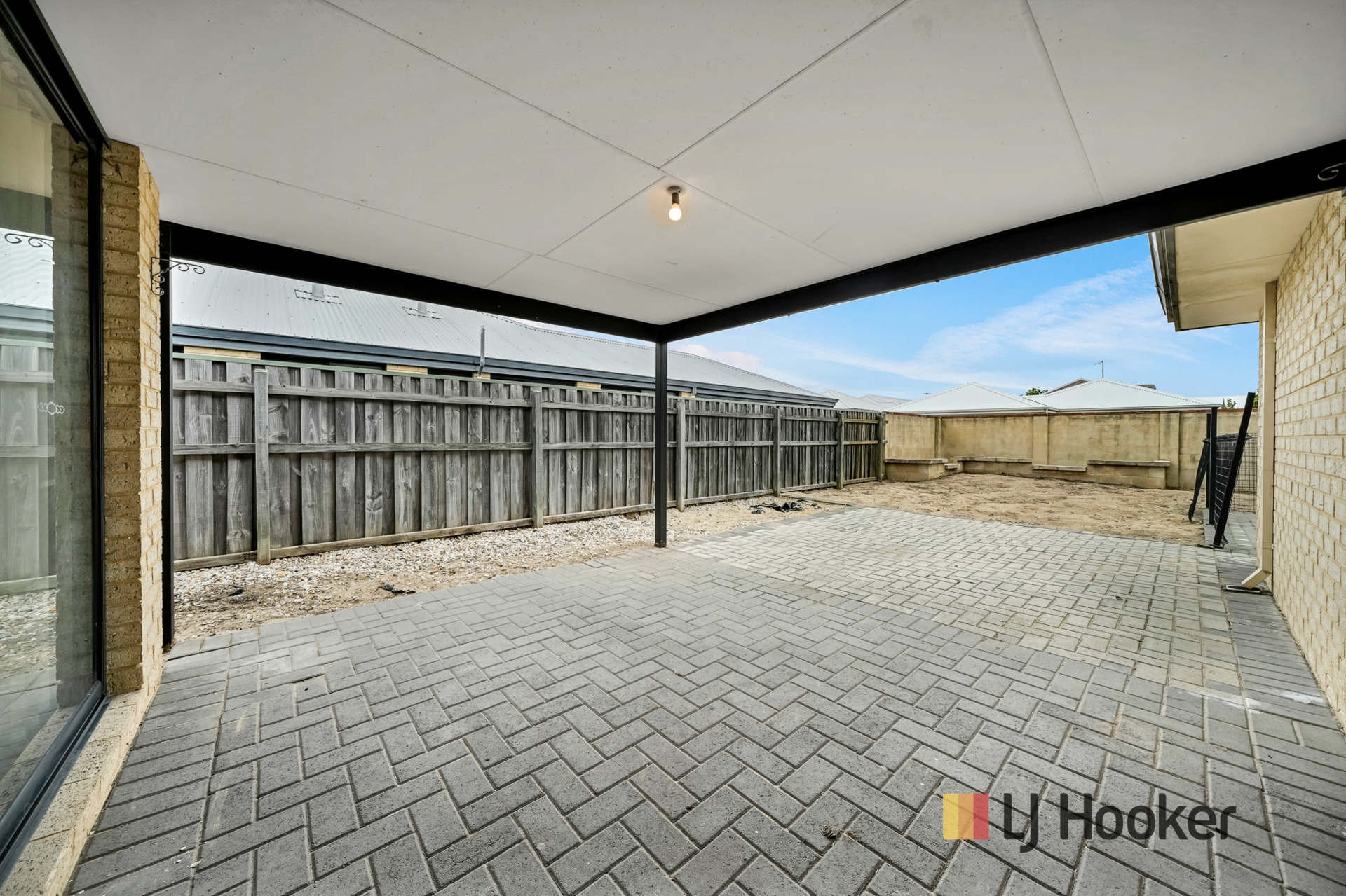 14 Carwell Avenue — photo 17 of 30