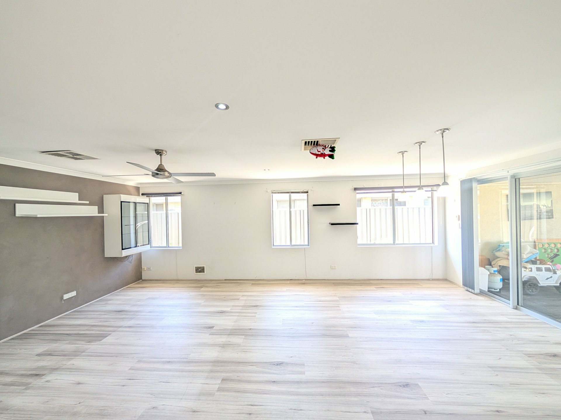 77 Joseph Banks Blvd — photo 12 of 30