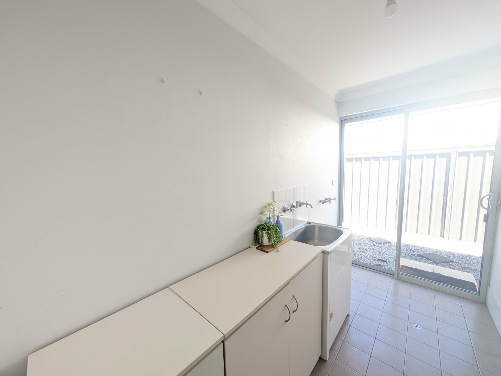 77 Joseph Banks Blvd — photo 28 of 30