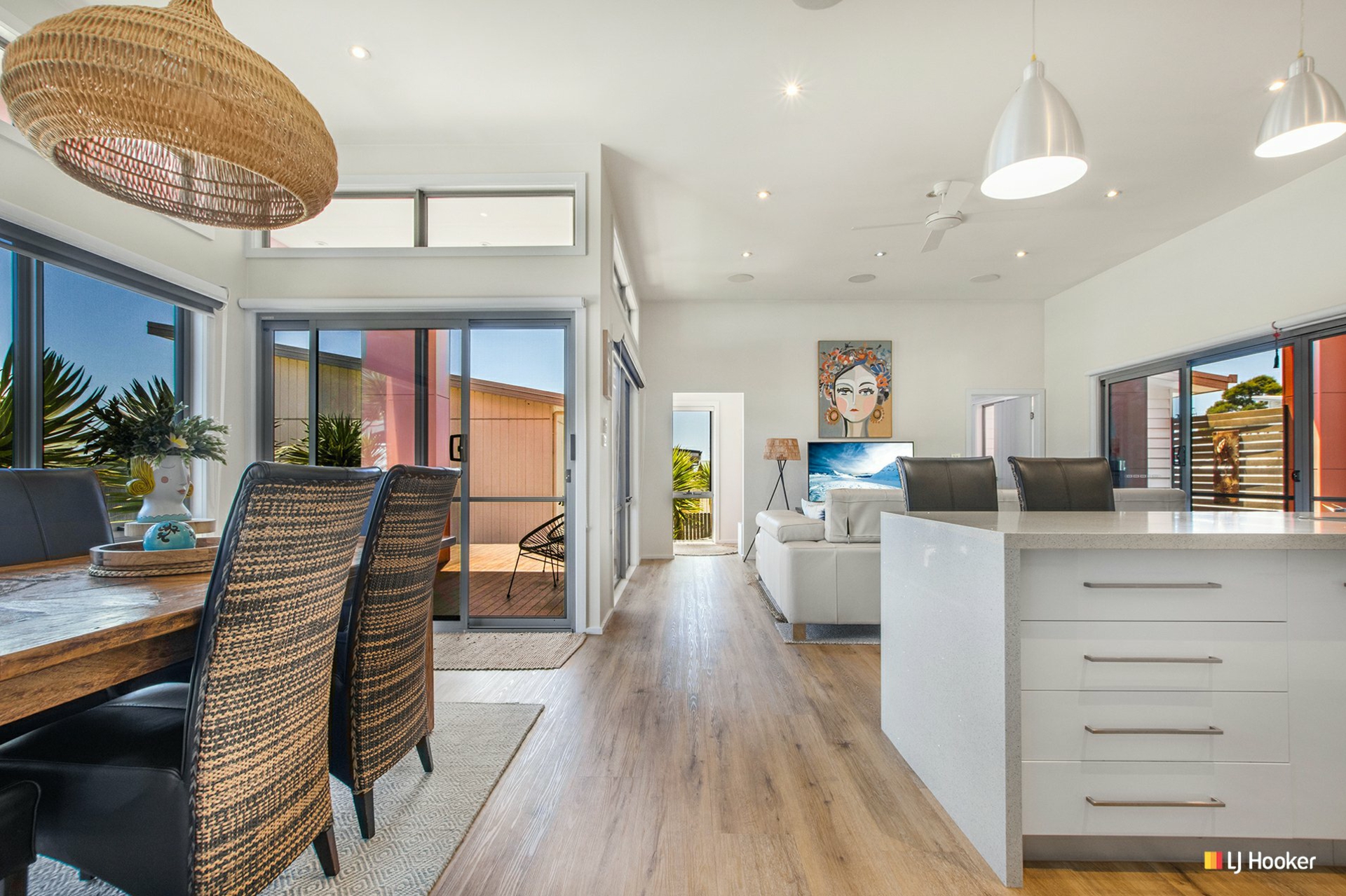 6 Serrata Crescent, SISTERS BEACH
