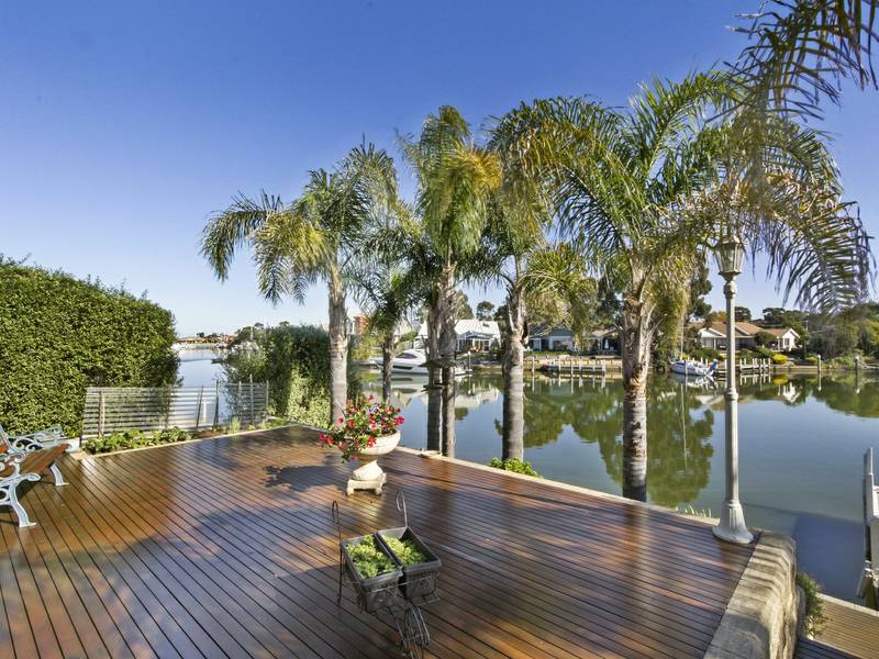 Unit 2/32 Aquarius Way, PAYNESVILLE