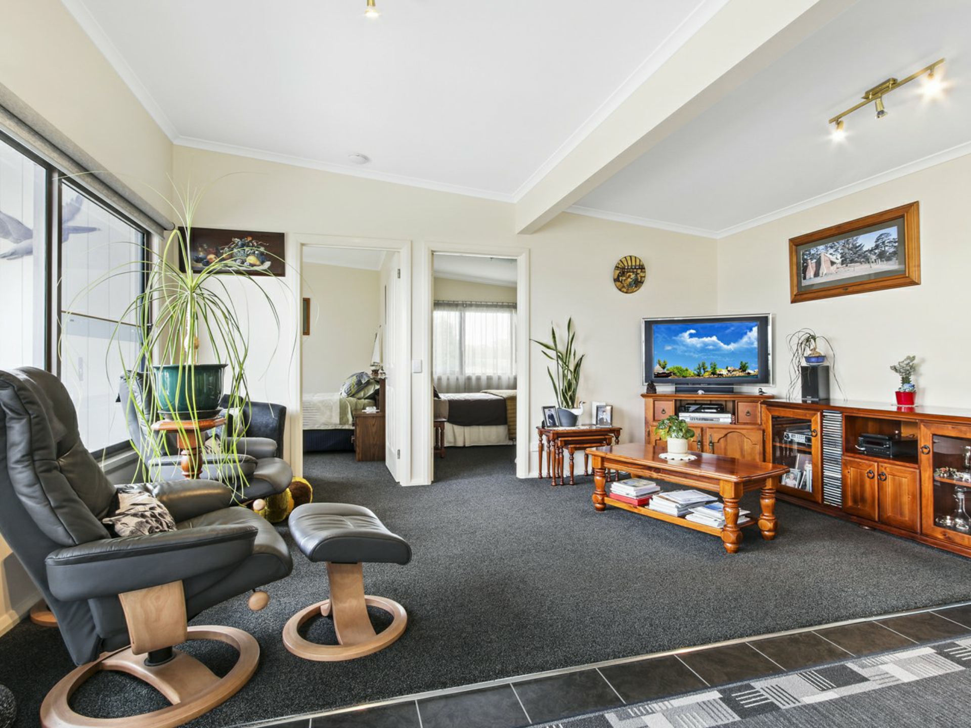 205 Western Boulevard, RAYMOND ISLAND