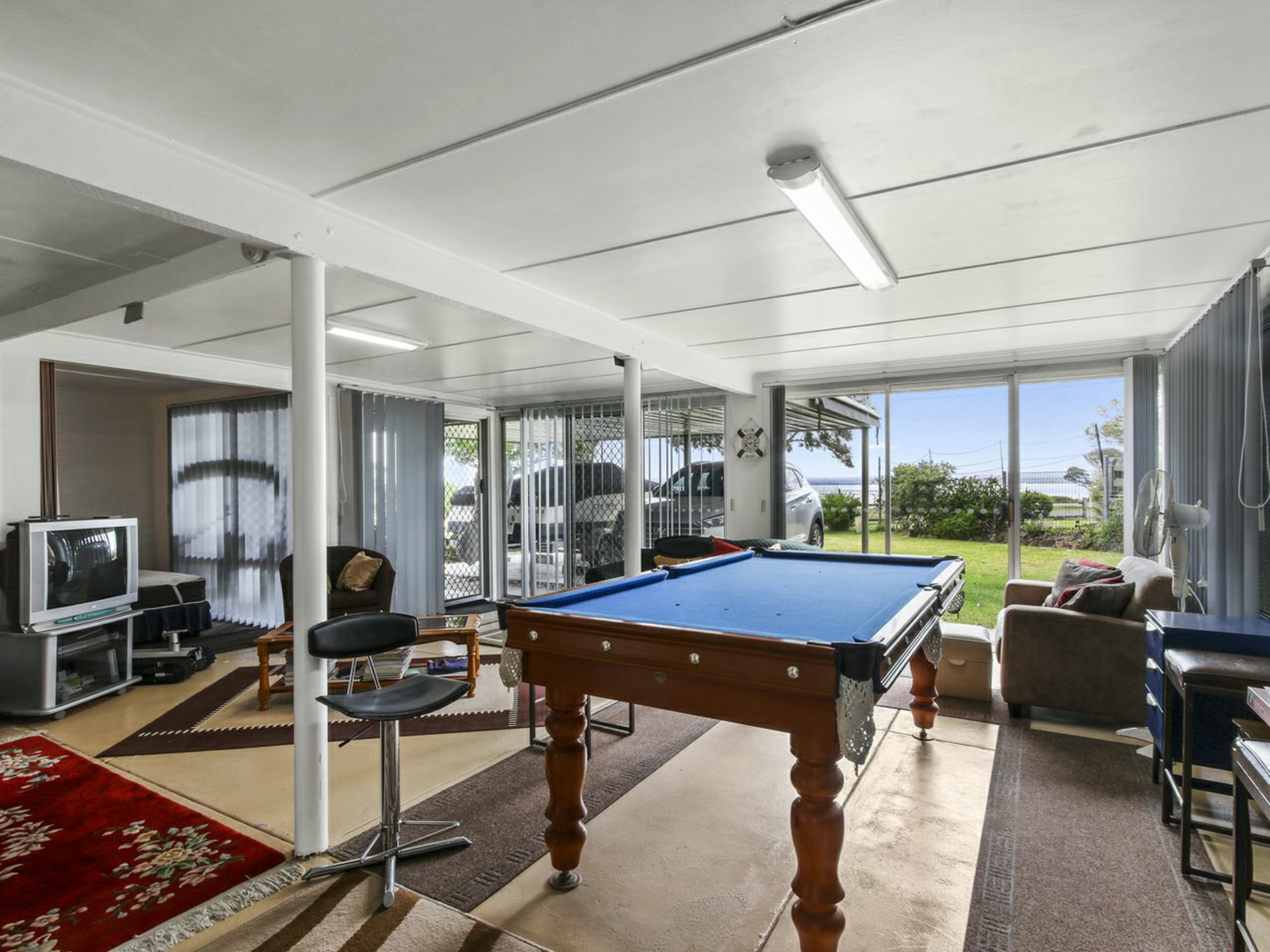 205 Western Boulevard, RAYMOND ISLAND