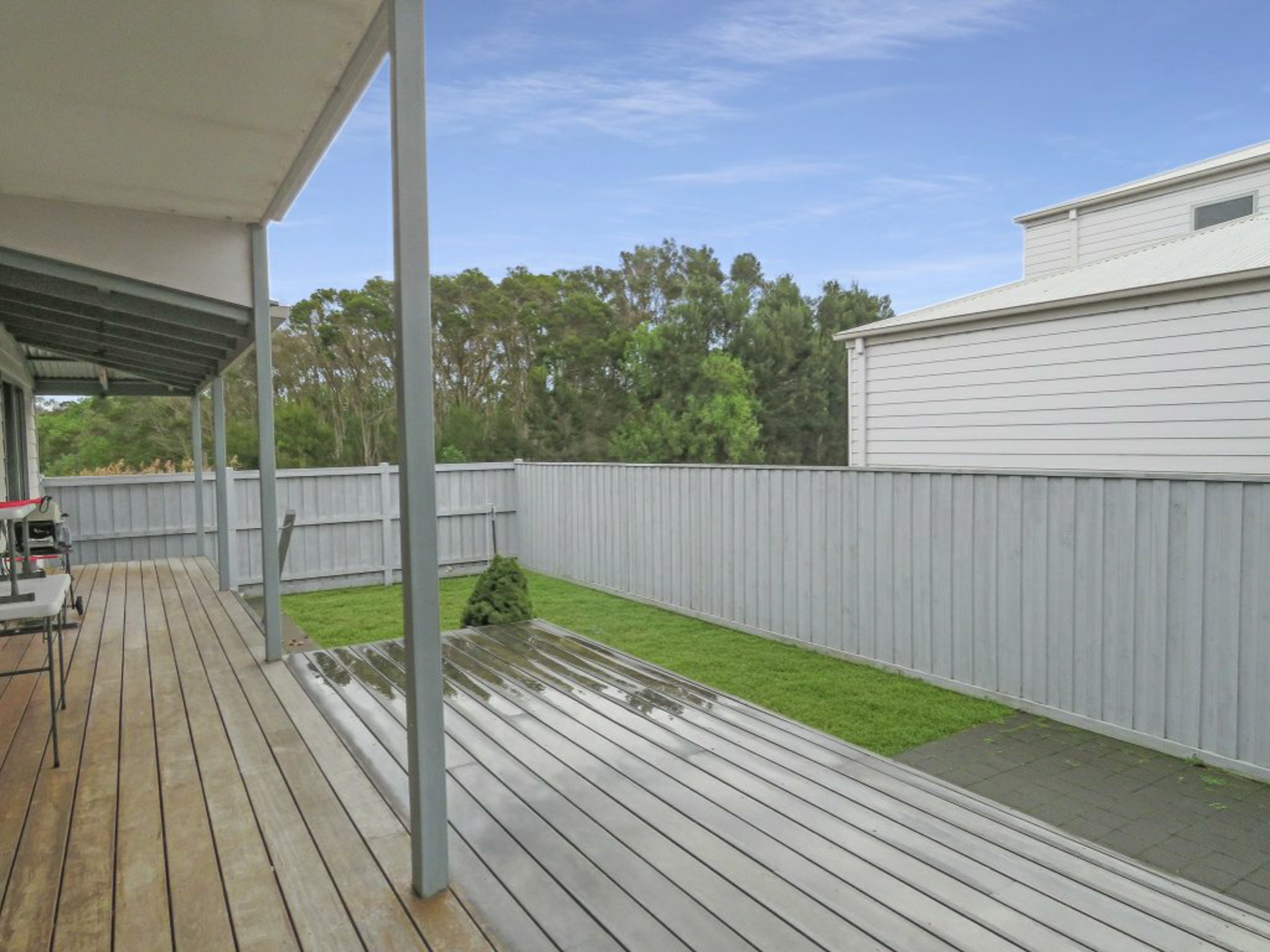 House 2/157 Bay Road — photo 17 of 18