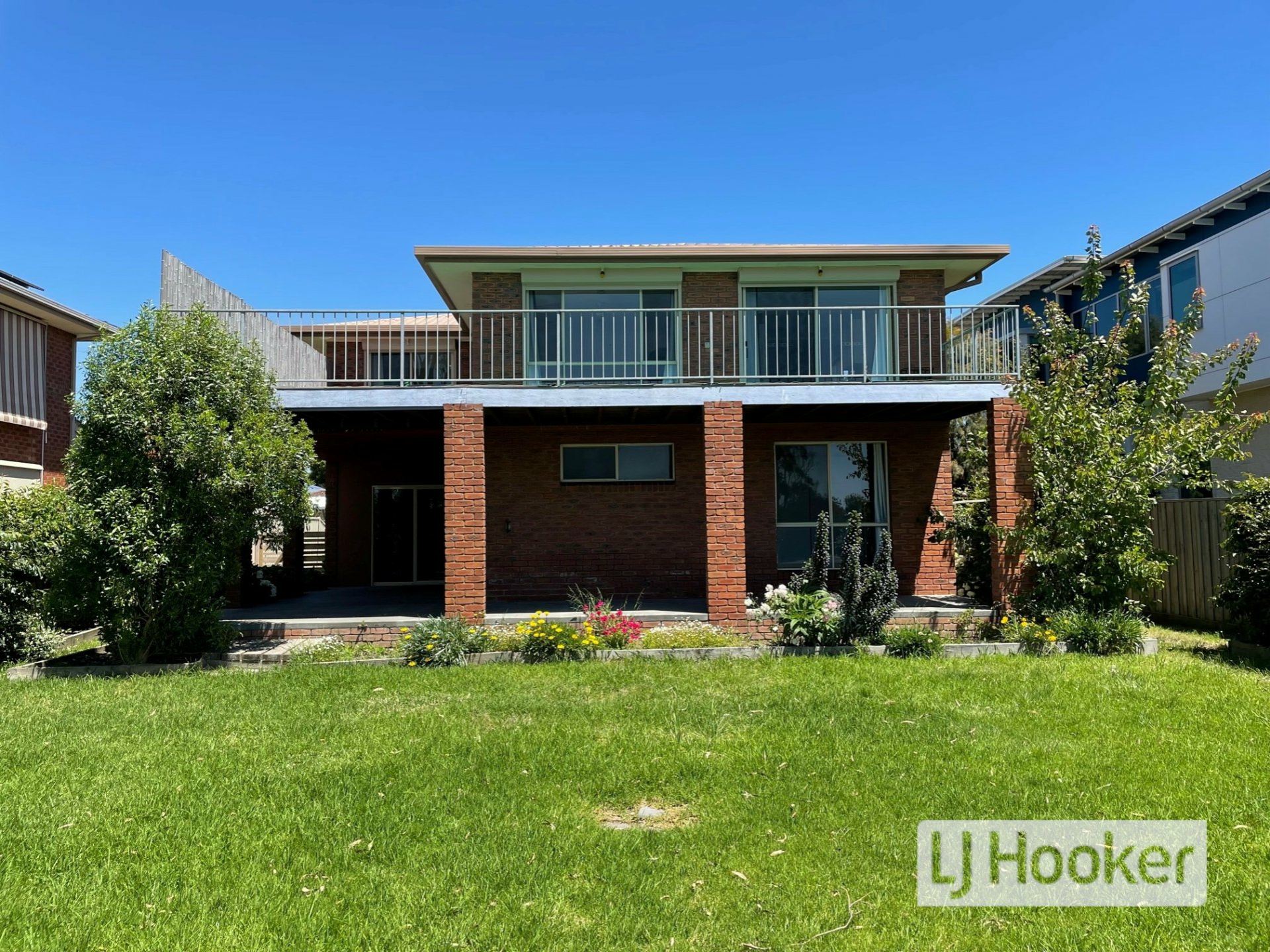 6 Marina Drive, PAYNESVILLE