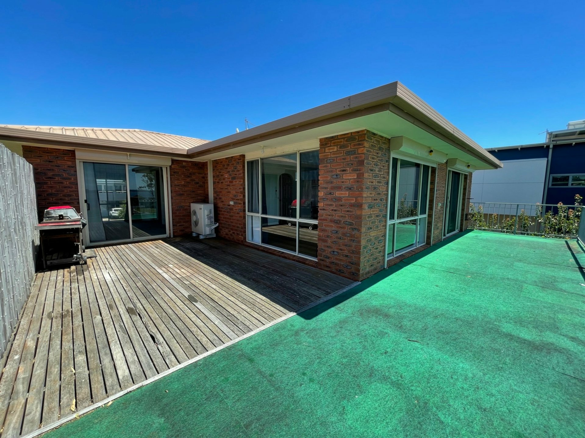 6 Marina Drive, PAYNESVILLE