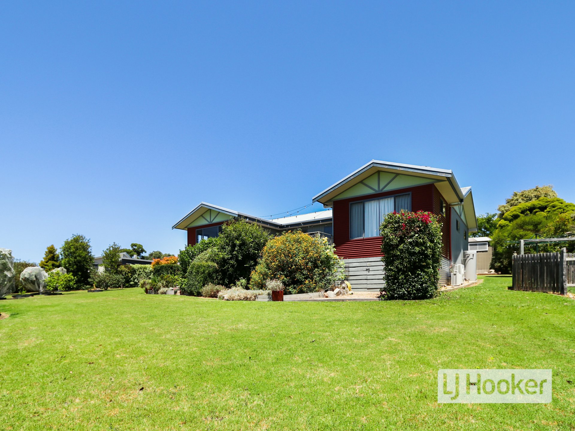 4 Cluster Court Newlands Arm VIC Property Details LJ Hooker