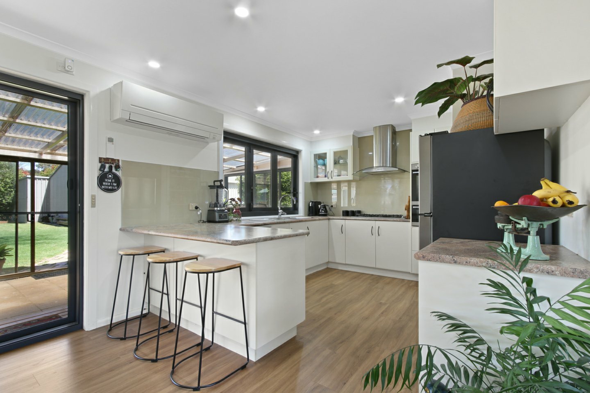 10 Lake Valley Way Newlands Arm VIC Property Details LJ Hooker