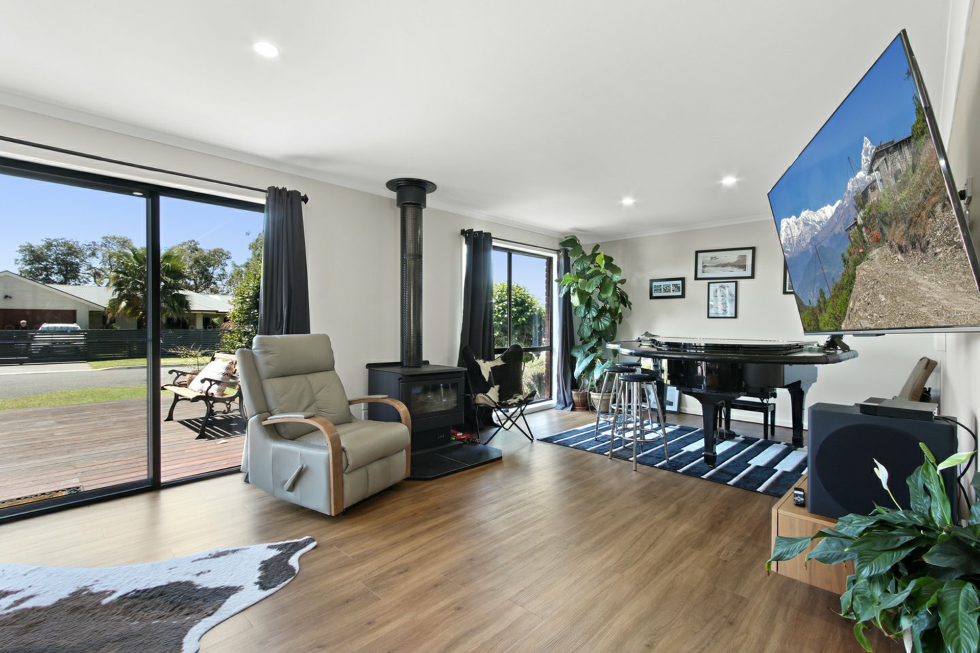 10 Lake Valley Way Newlands Arm VIC Property Details LJ Hooker