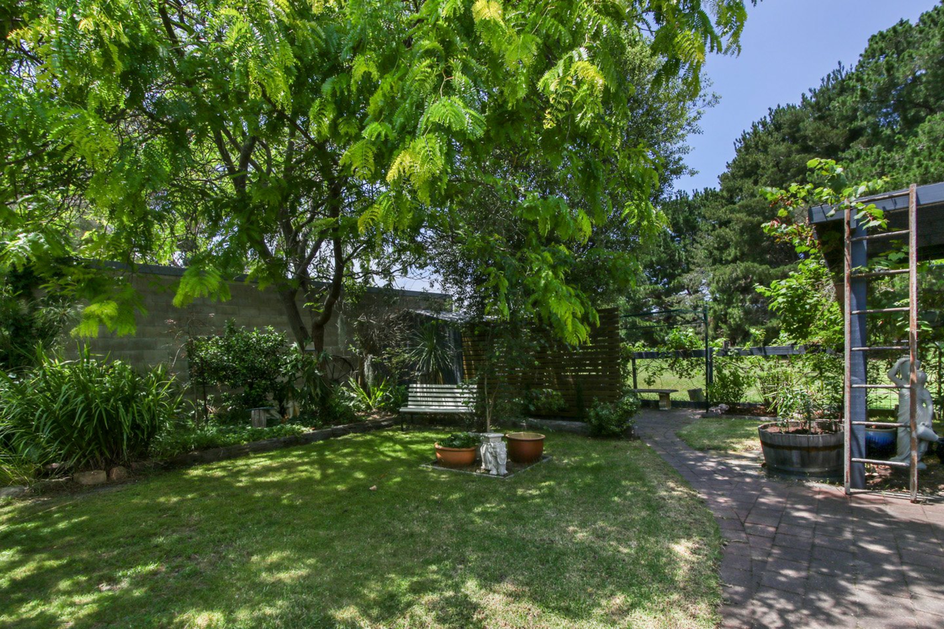 193 Western Boulevard Raymond Island VIC House for Sale LJ Hooker