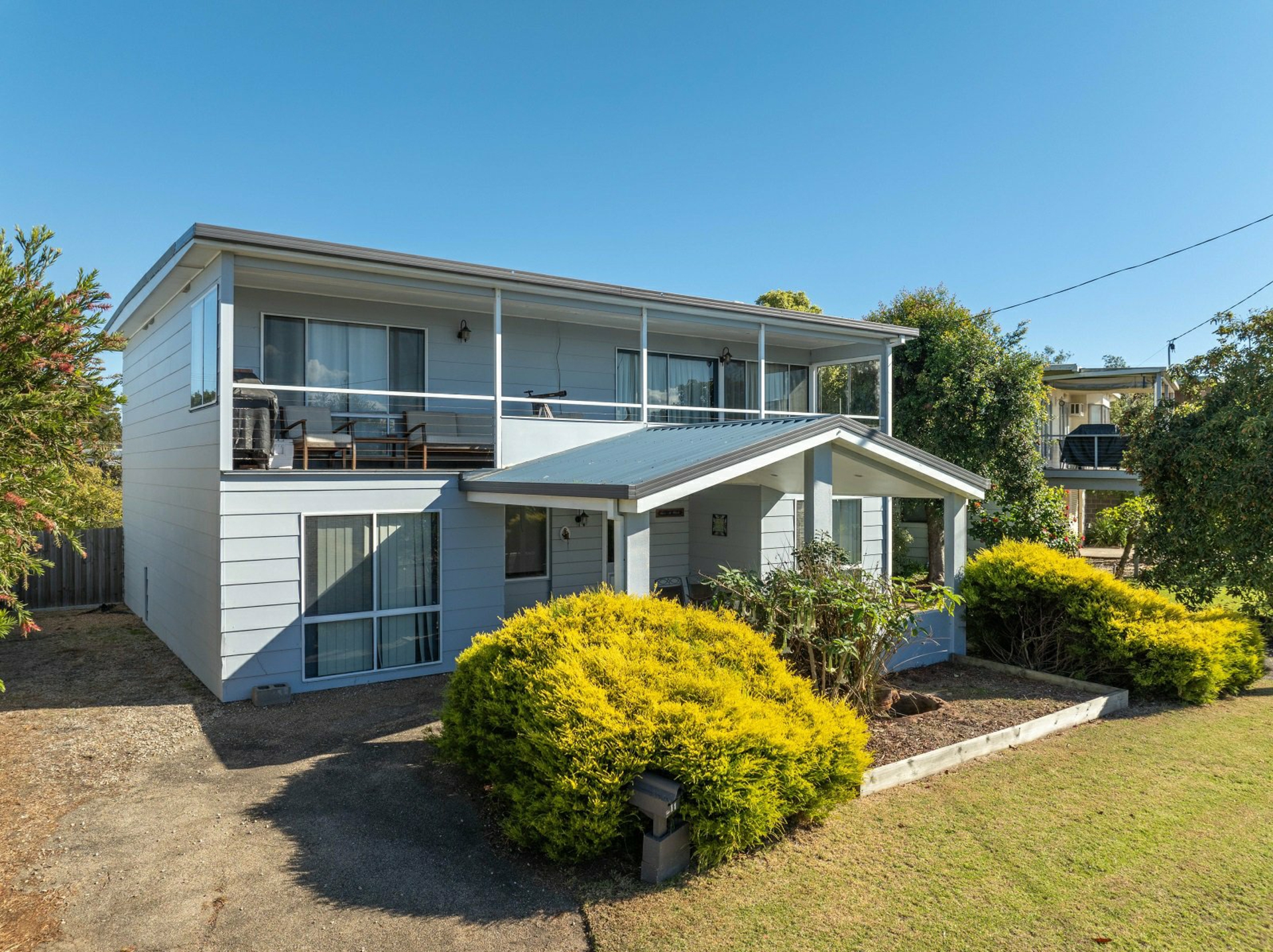 11 Marina Drive — photo 2 of 19