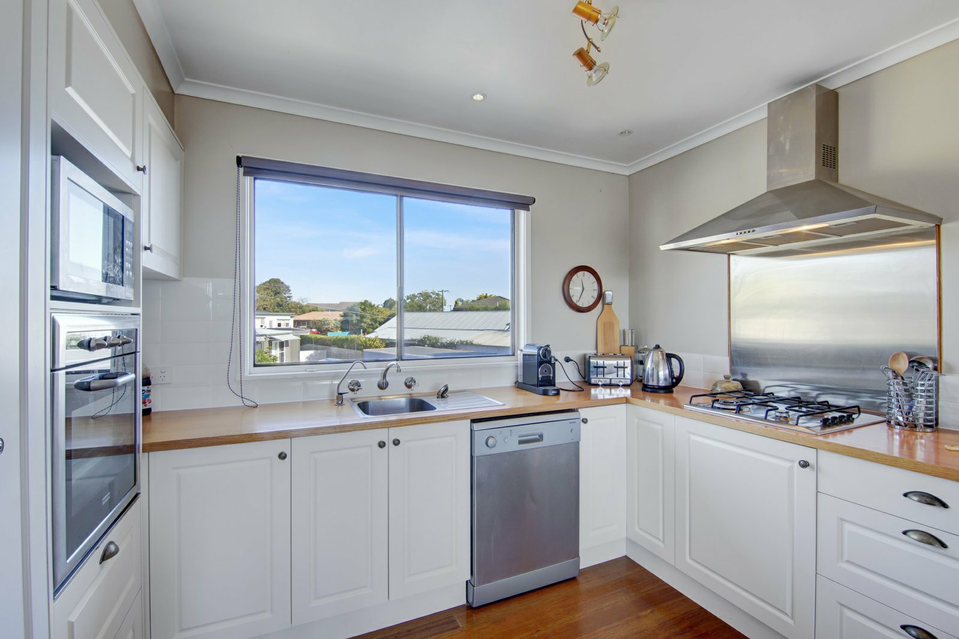 11 Marina Drive, PAYNESVILLE