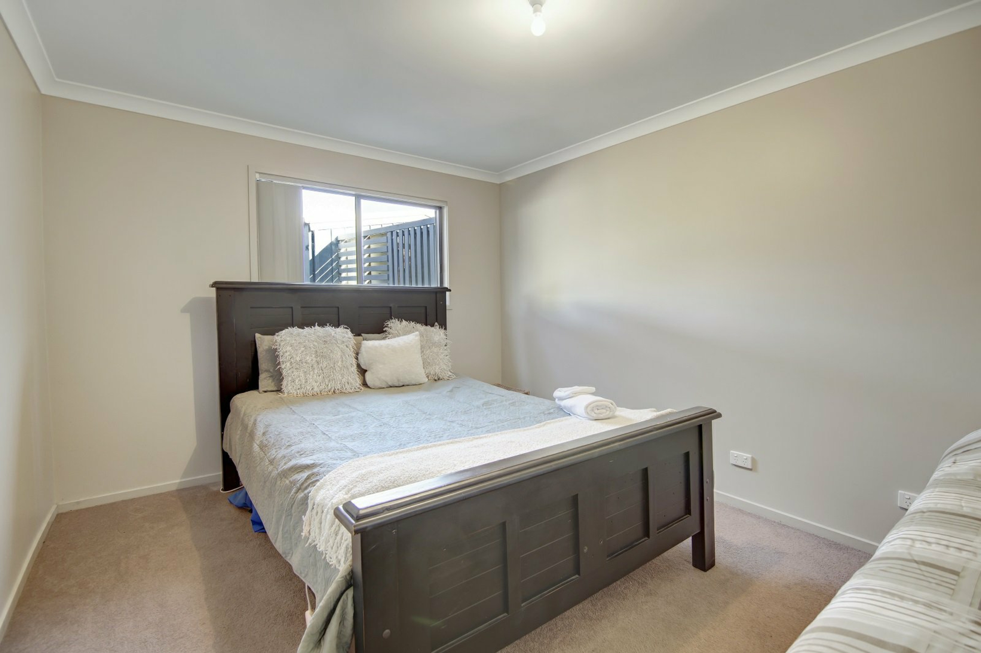 11 Marina Drive, PAYNESVILLE