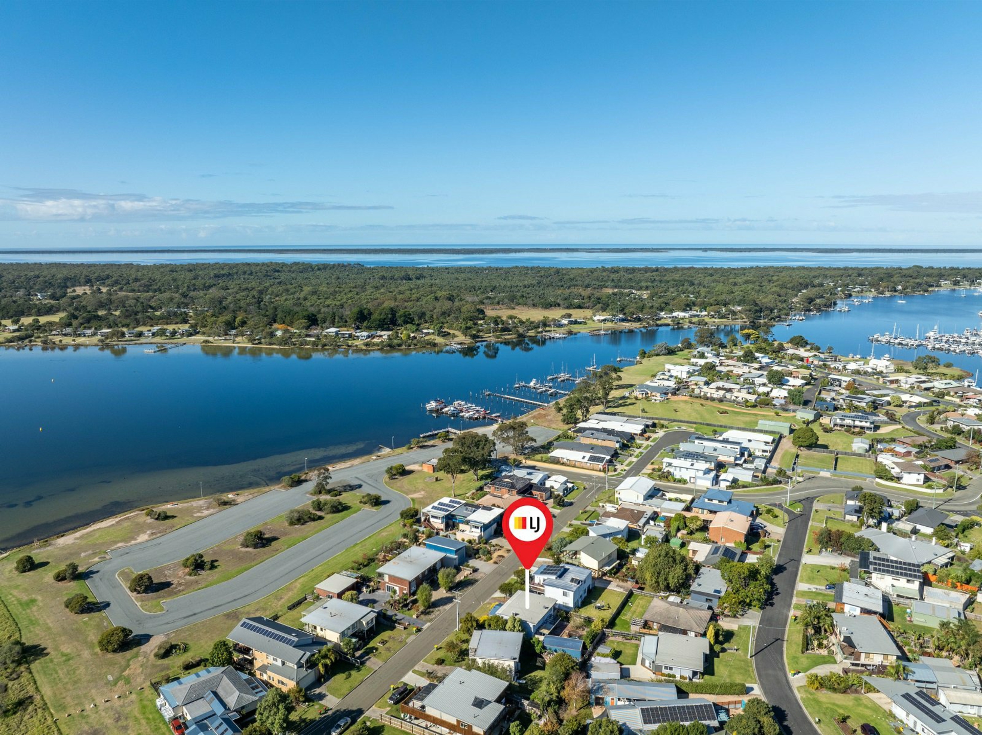 11 Marina Drive, PAYNESVILLE