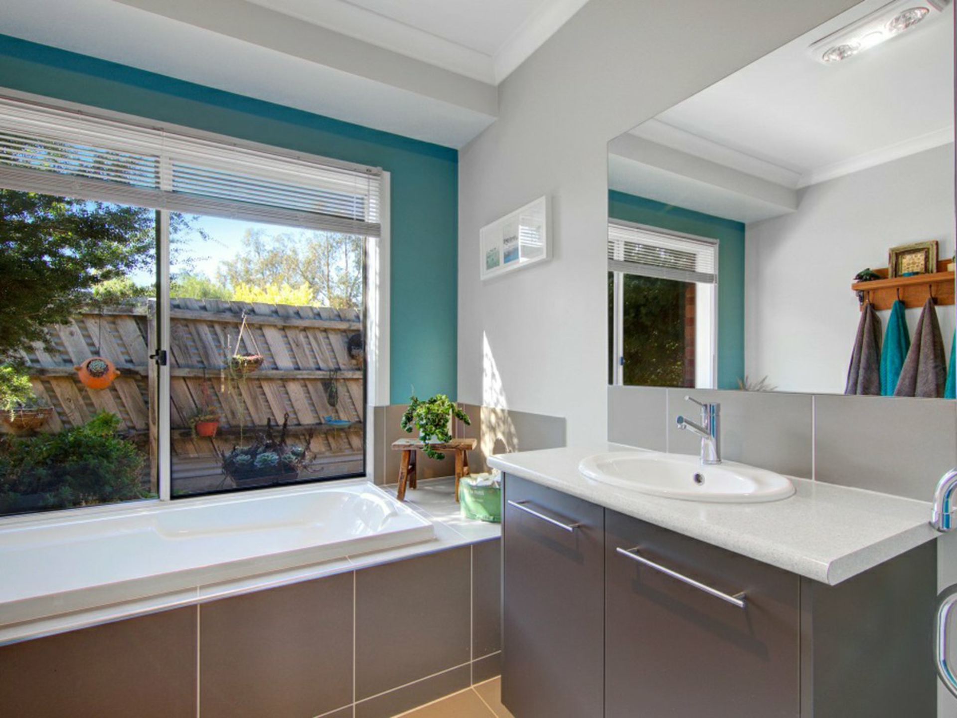 1277 Forge Creek Road, EAGLE POINT