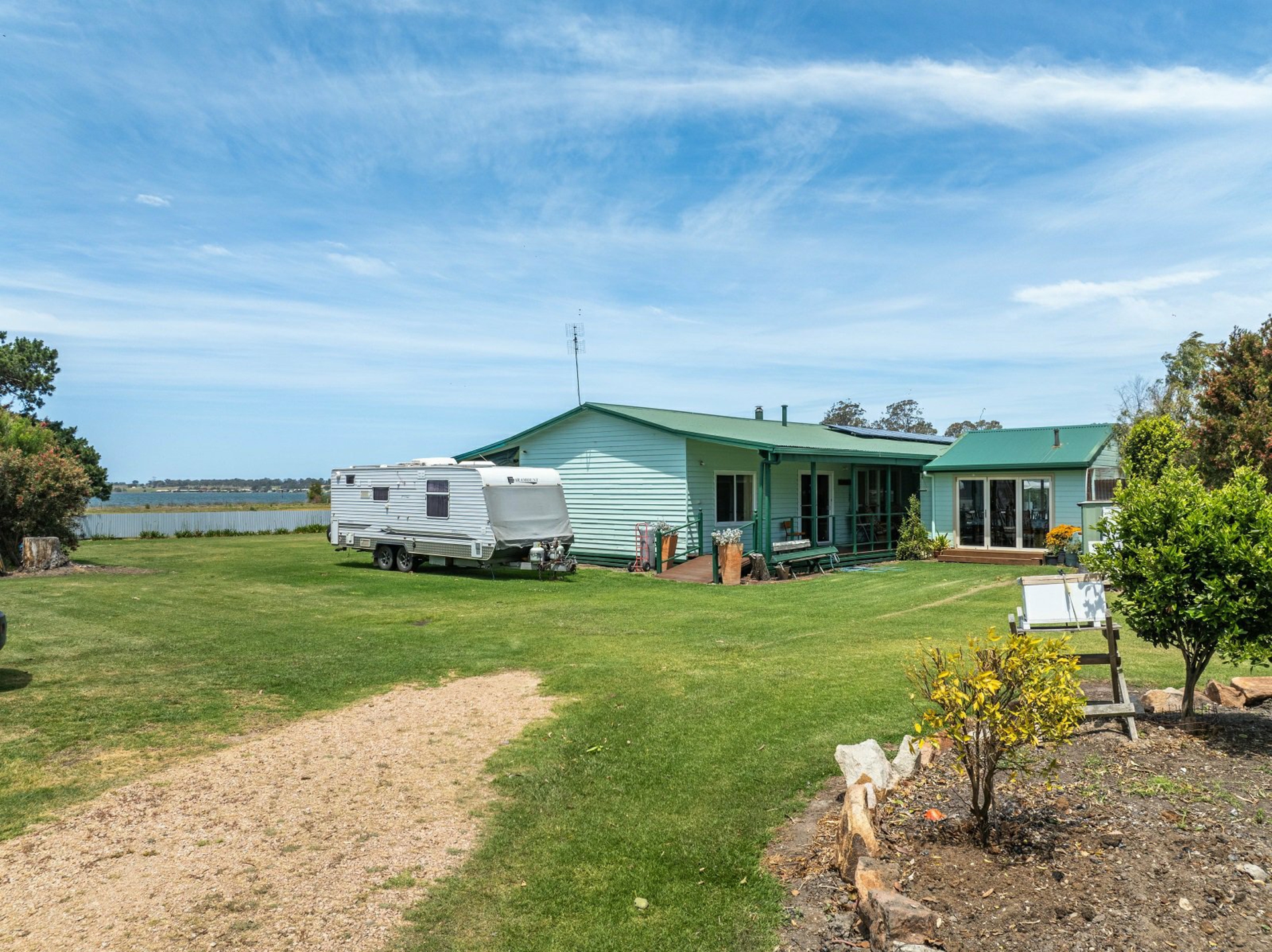 90 Rivermouth Road, EAGLE POINT