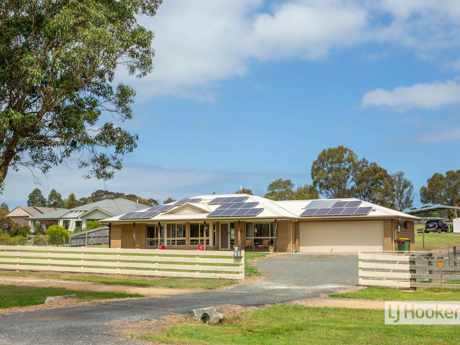 1302 Forge Creek Road, EAGLE POINT