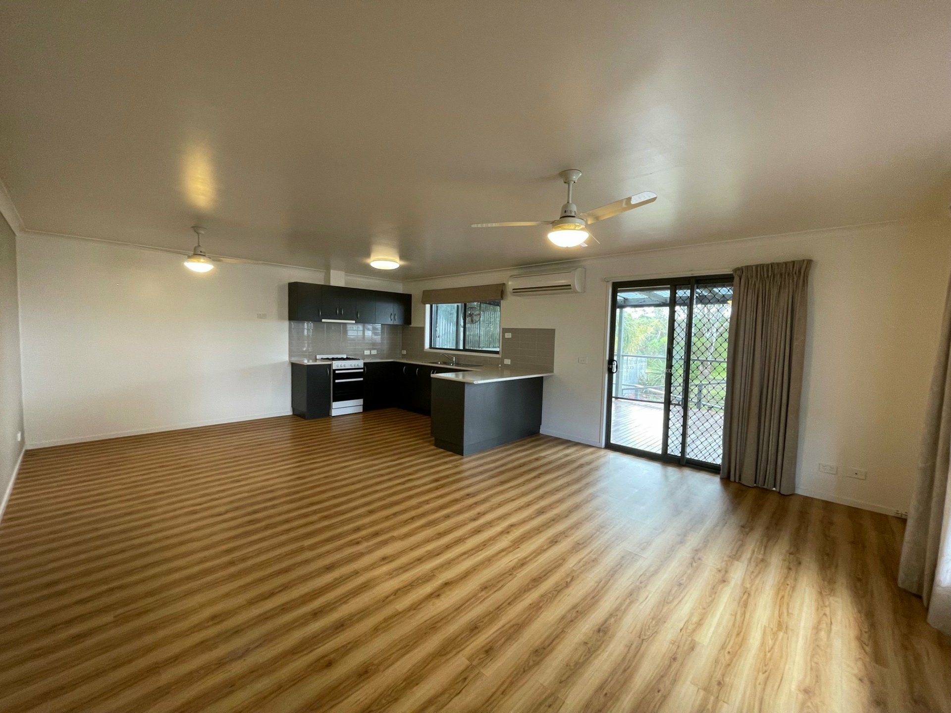139 Bay Road, EAGLE POINT