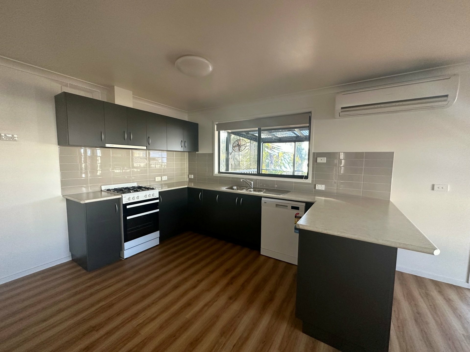 139 Bay Road, EAGLE POINT