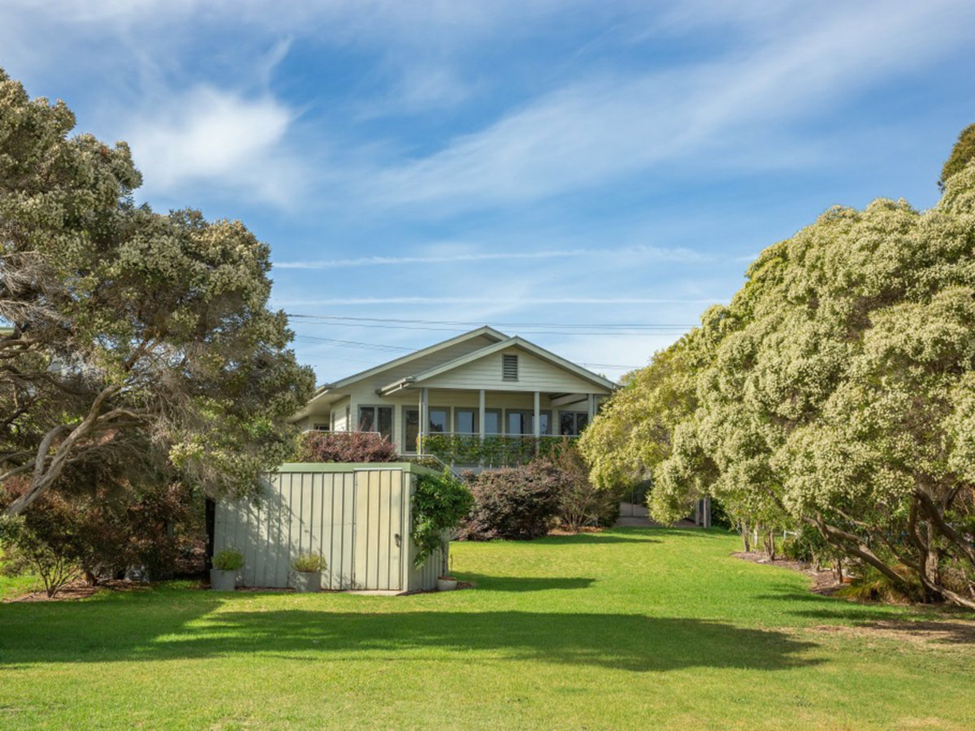 209 Bay Road, EAGLE POINT
