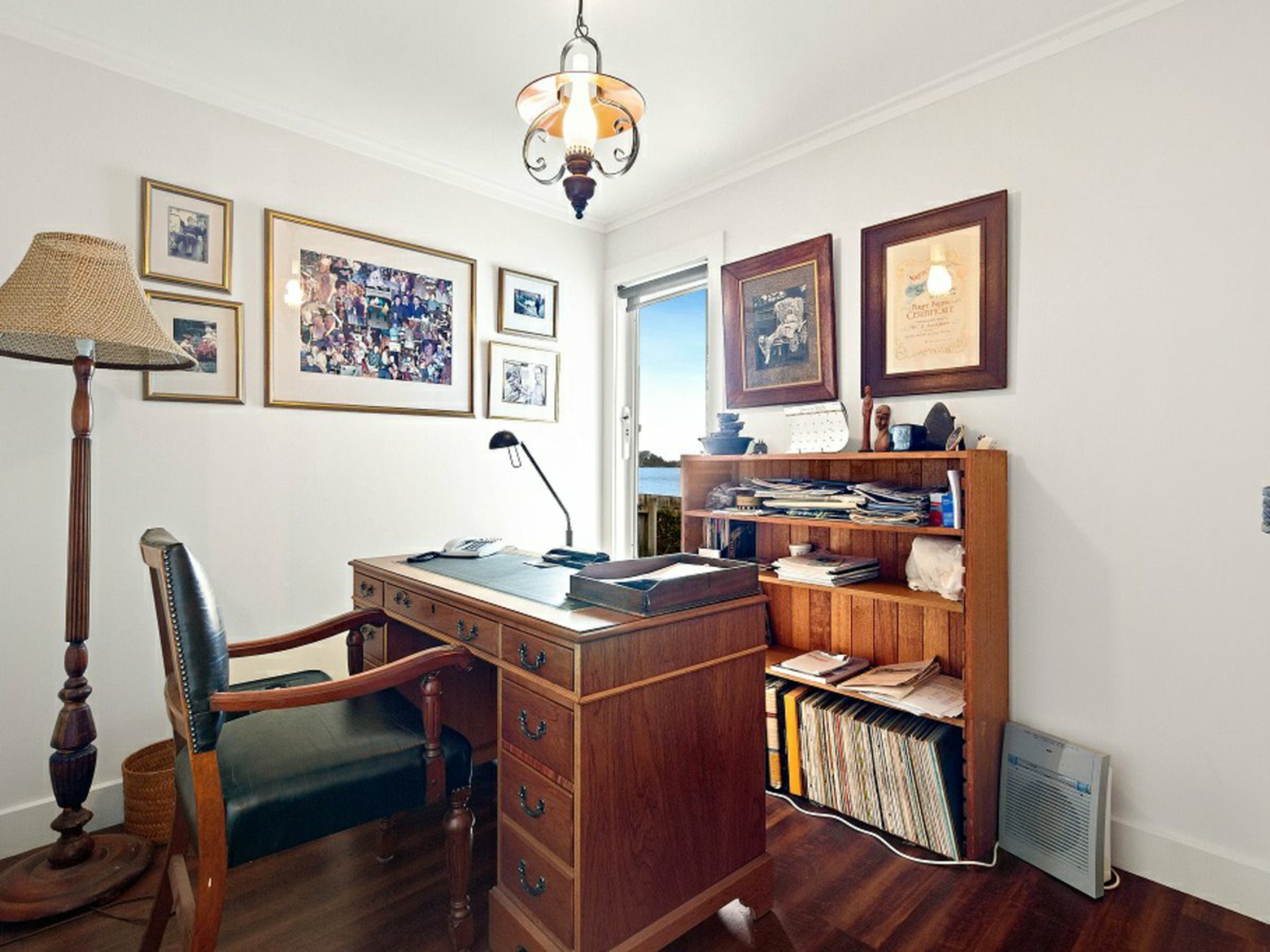 209 Bay Road, EAGLE POINT