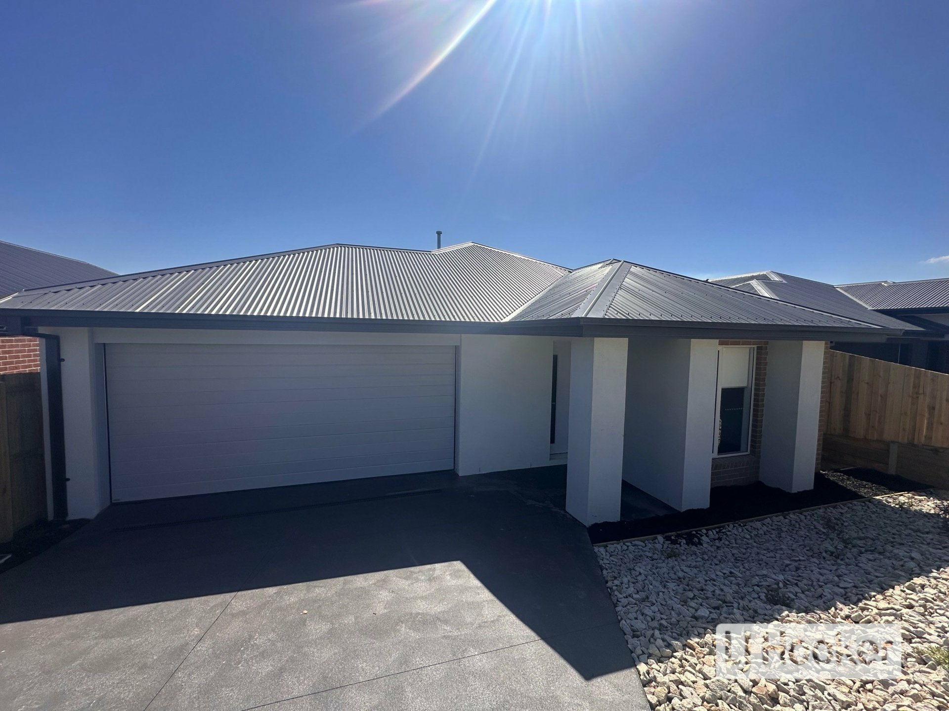 17 Bottlebrush Way, LUCKNOW