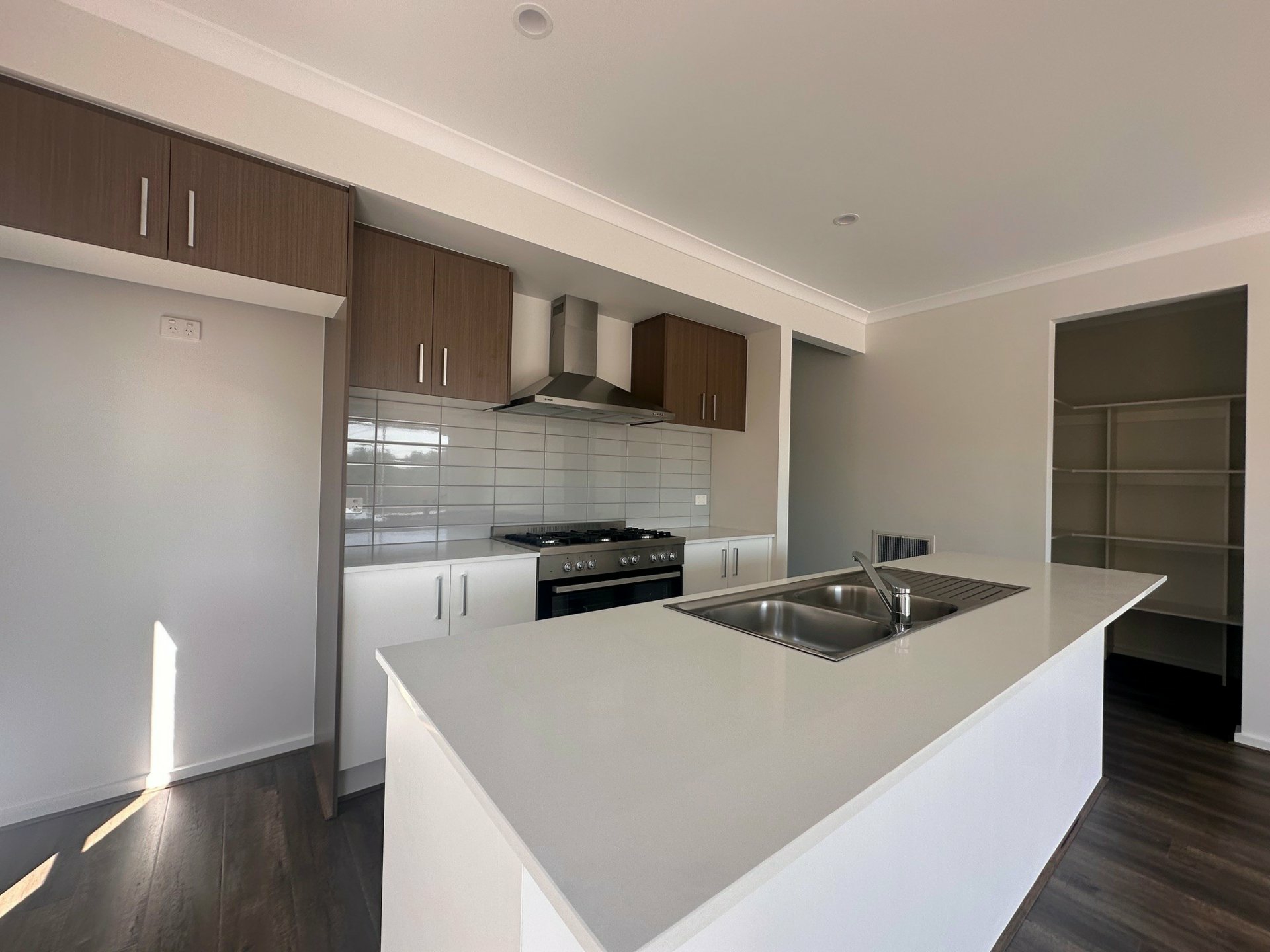 17 Bottlebrush Way, LUCKNOW