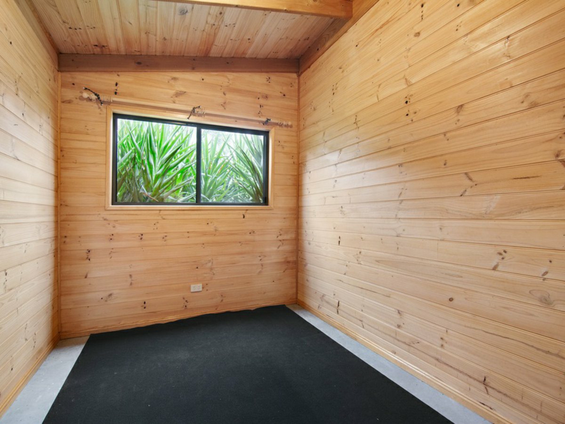28 Kyra Court, NEWLANDS ARM