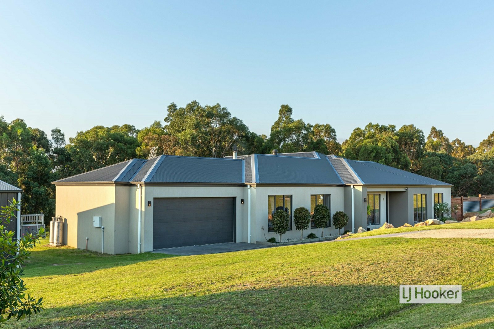 11 Besley Close, METUNG