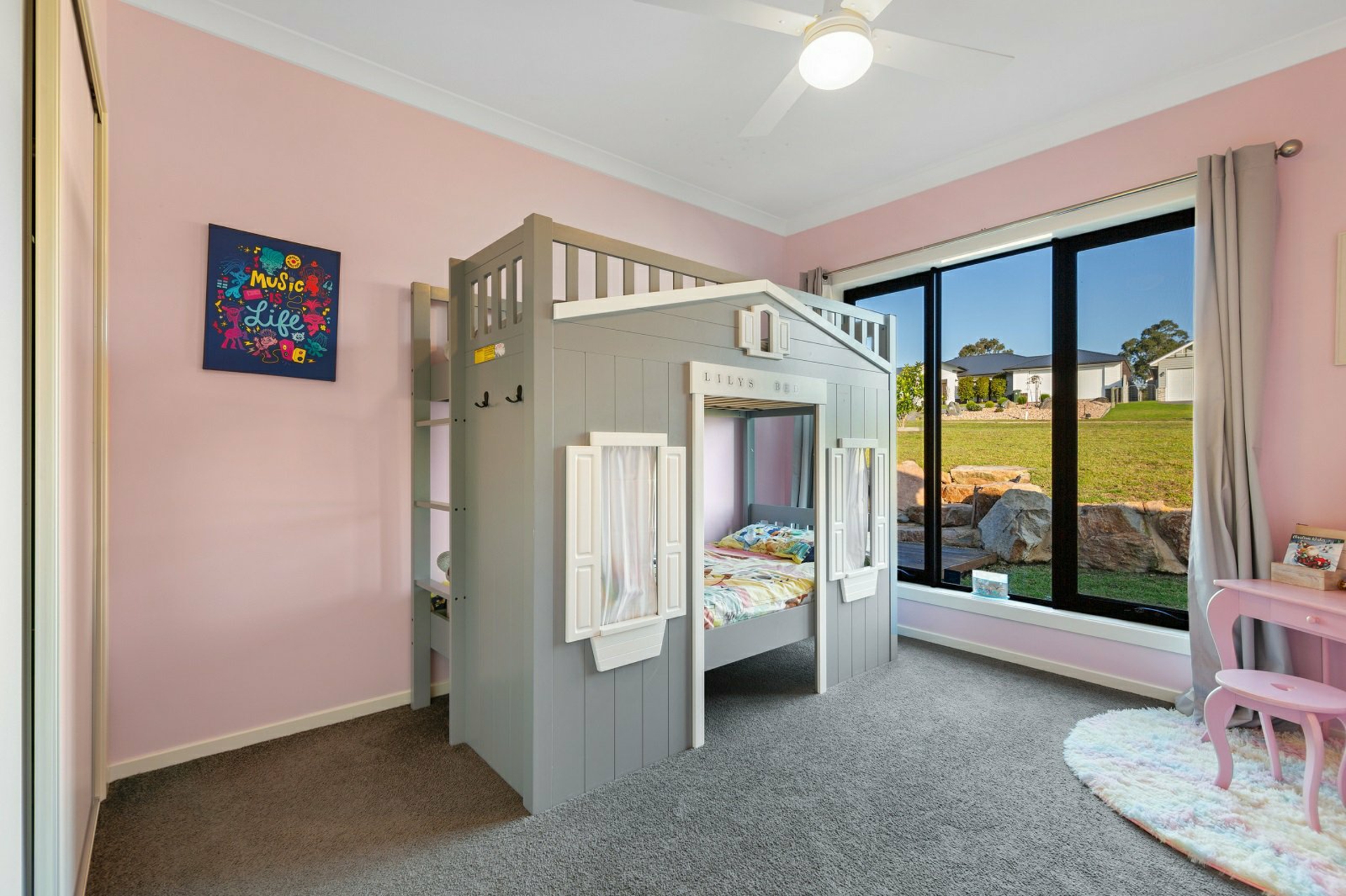 11 Besley Close, METUNG