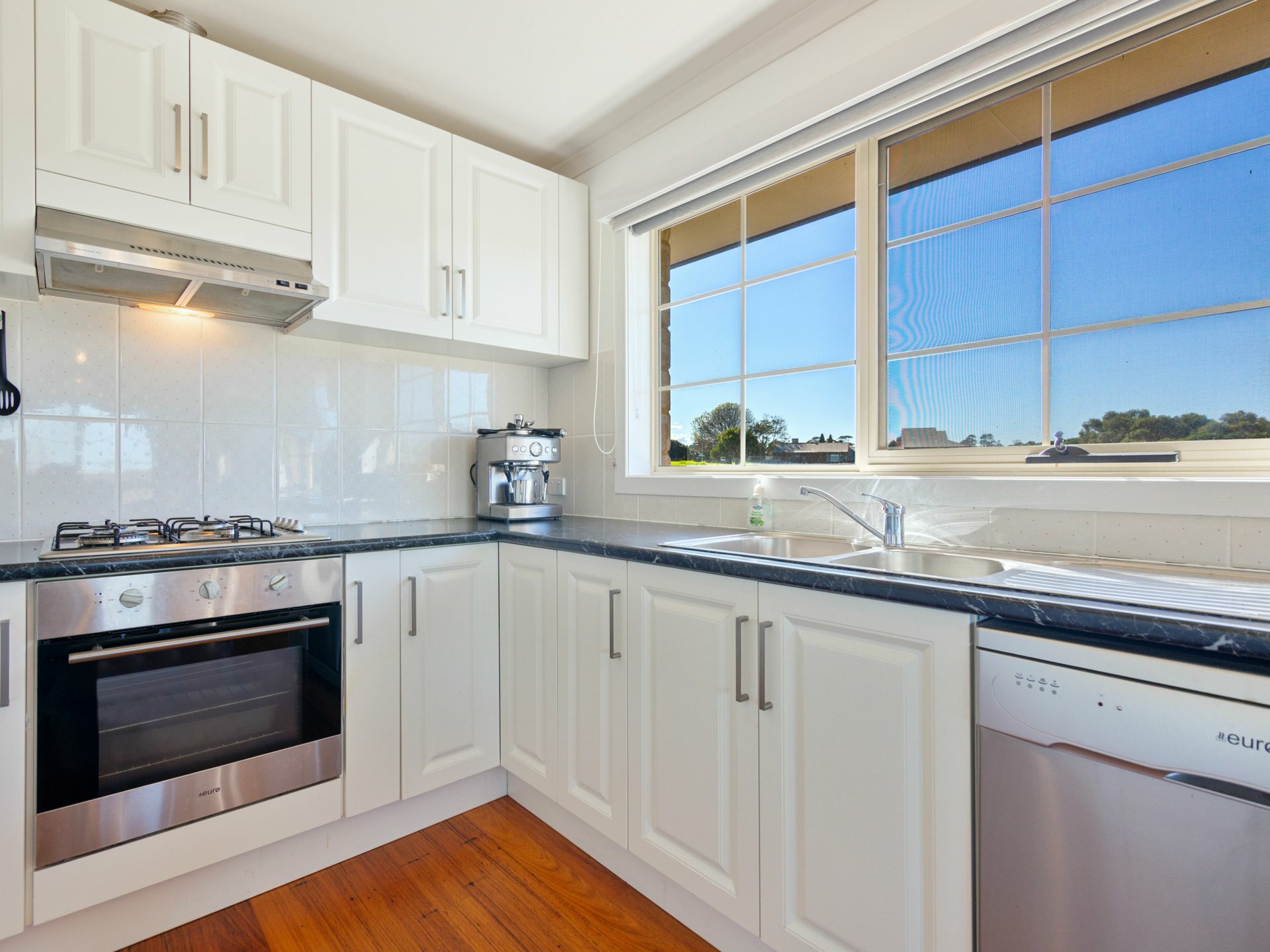 61 Stirling Drive, LAKES ENTRANCE