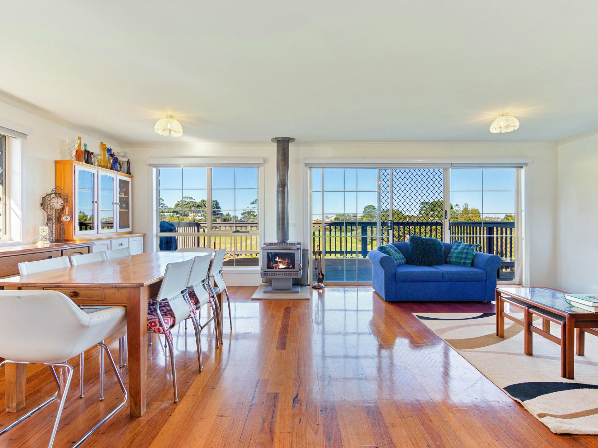 61 Stirling Drive, LAKES ENTRANCE
