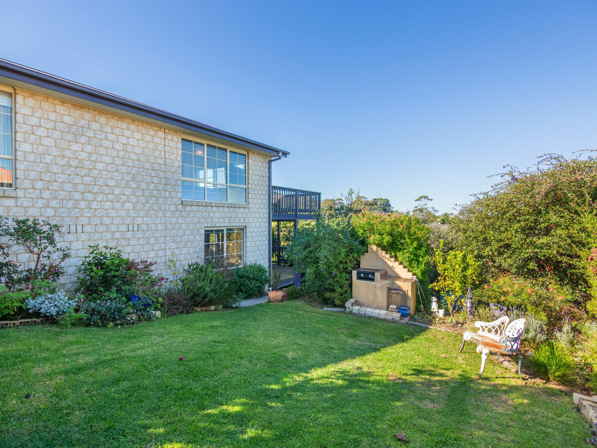 61 Stirling Drive, LAKES ENTRANCE