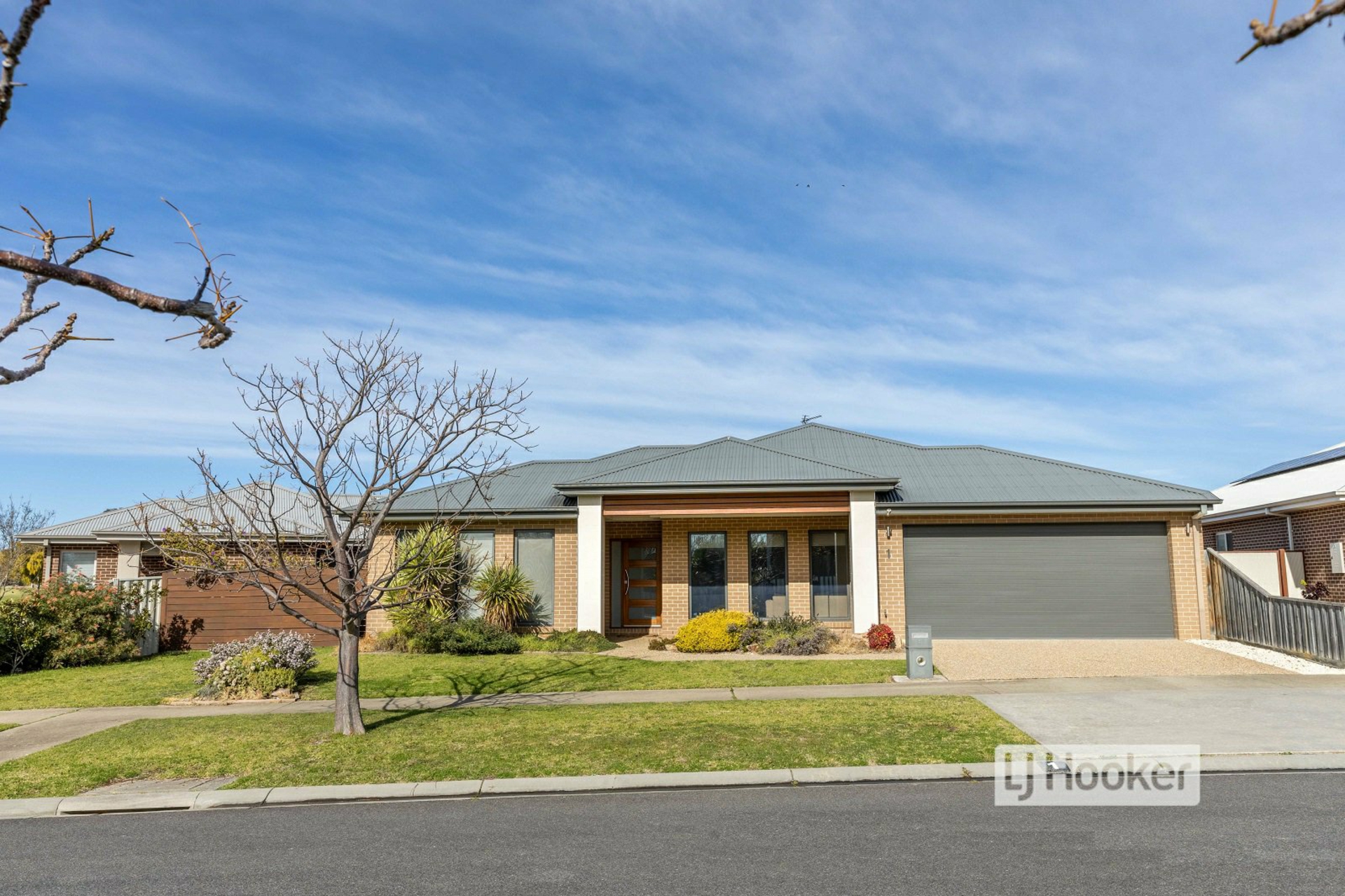 1 The Crescent, Paynesville