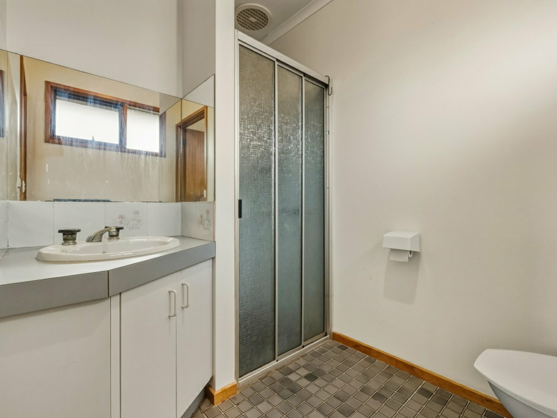 52 Fort King Road — photo 10 of 19