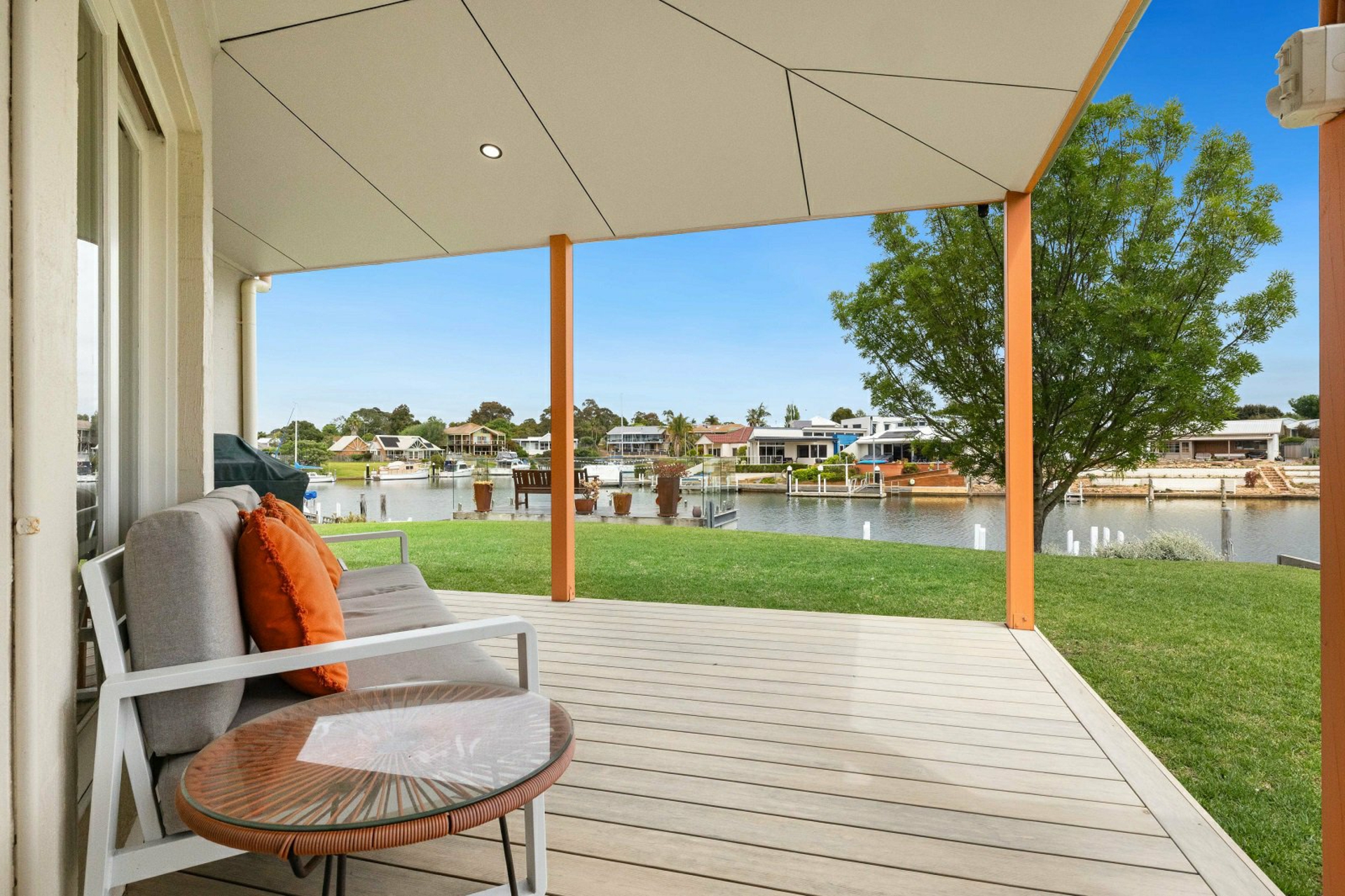 15 Windjammer Court — photo 11 of 30