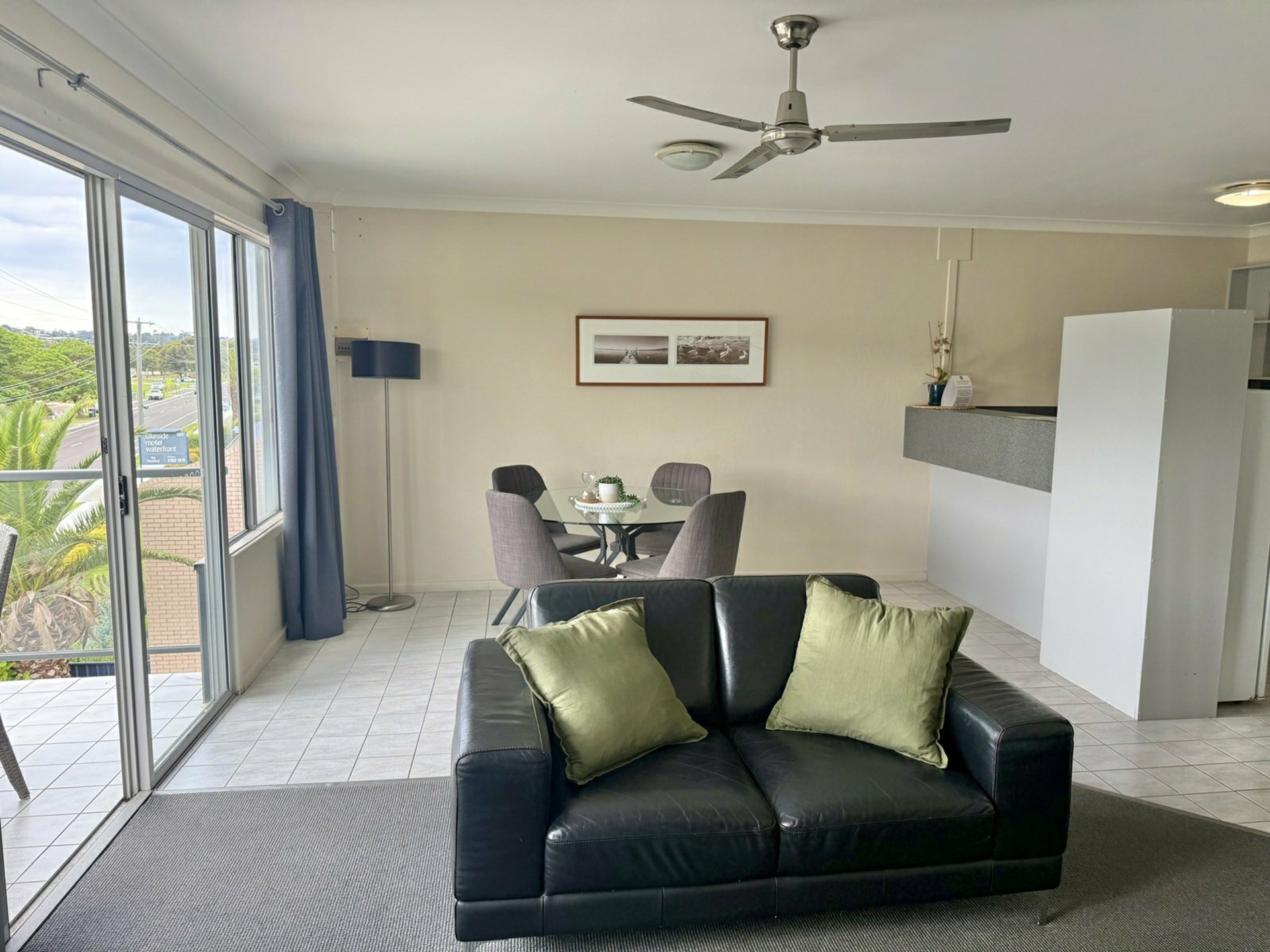 Apartment 3/142 Marine Parade — photo 6 of 22