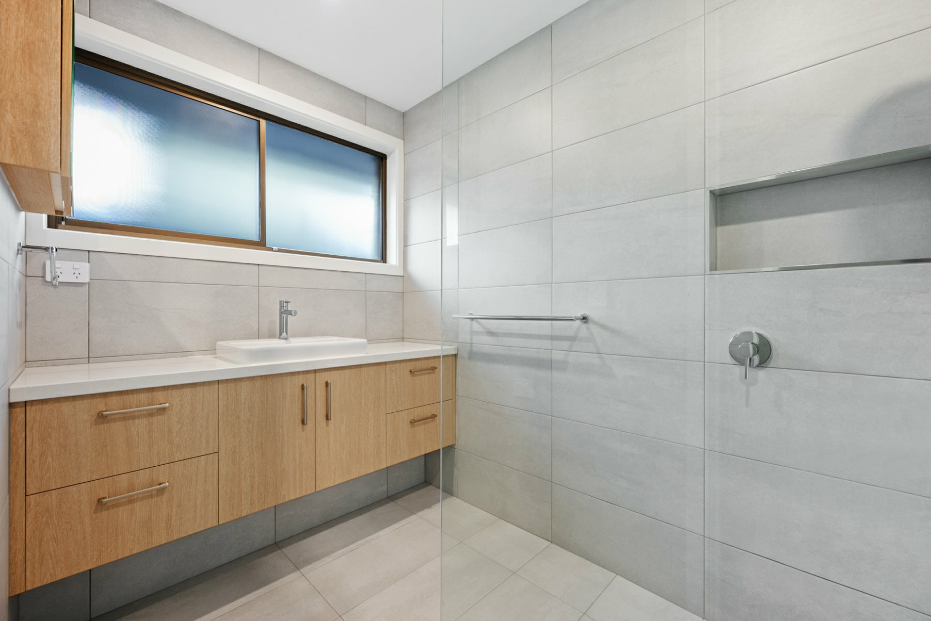 11 Bay Road — photo 13 of 24