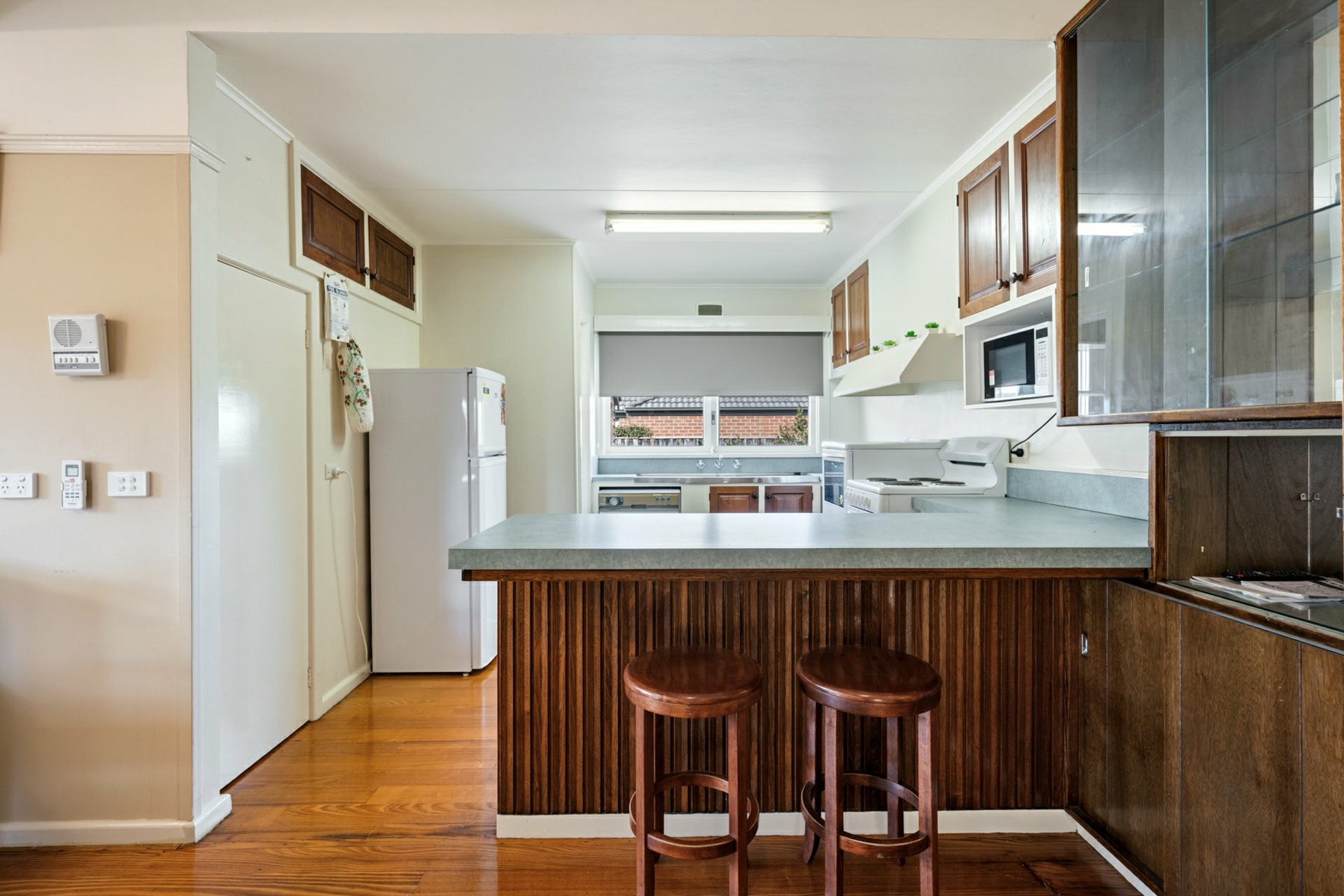 42 Victoria Street — photo 5 of 21