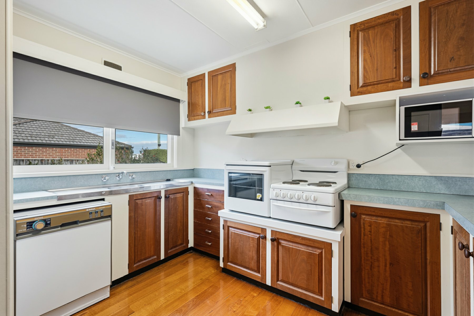42 Victoria Street — photo 6 of 21