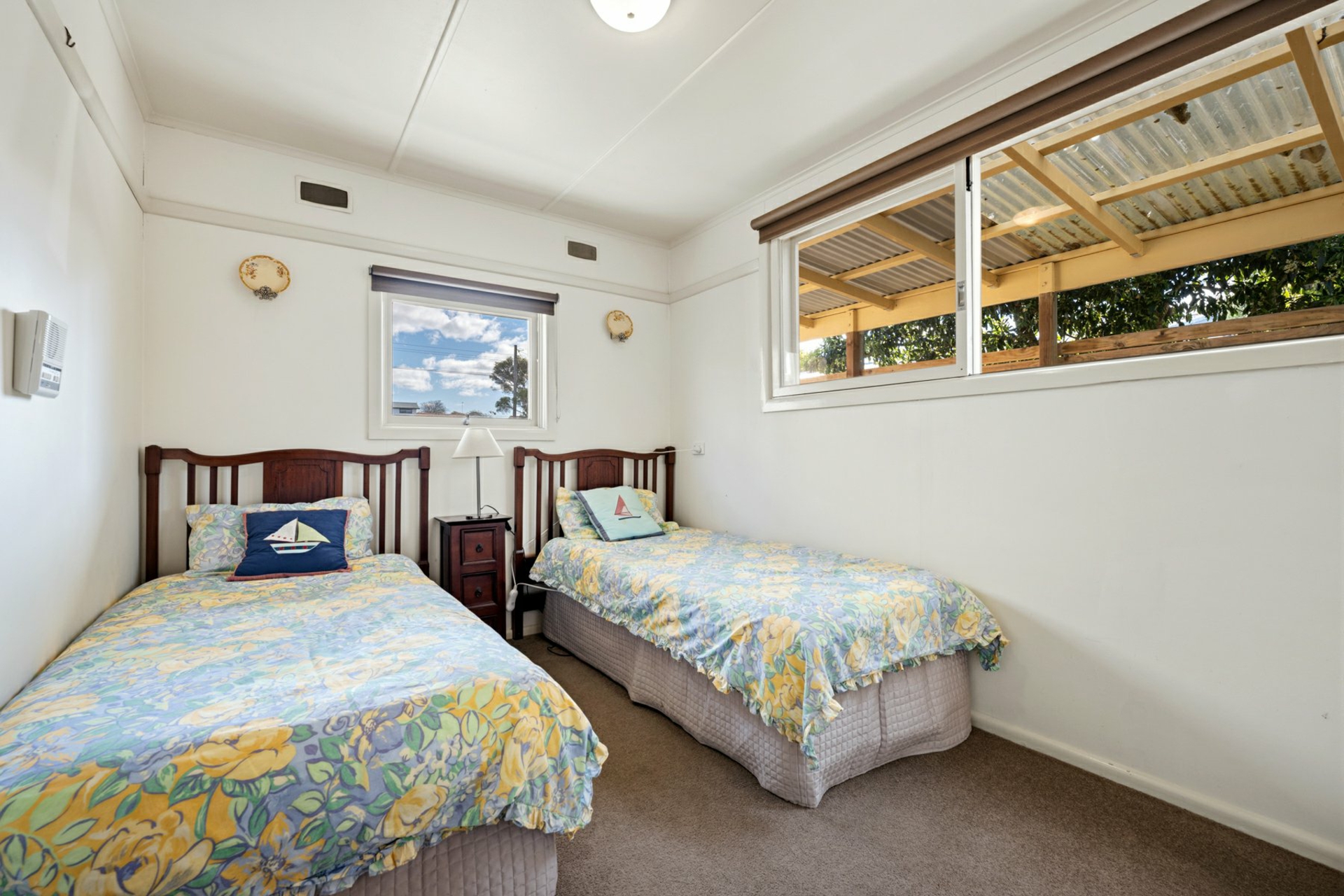 42 Victoria Street — photo 11 of 21