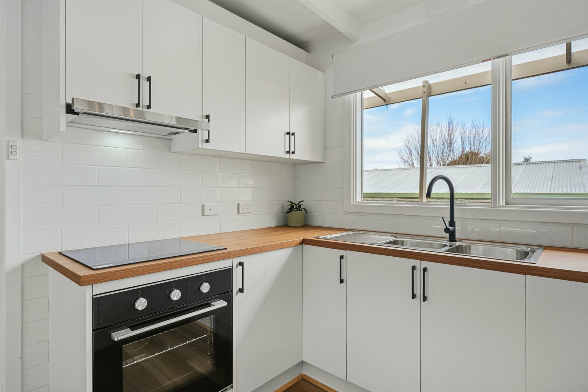 56 Main Road — photo 6 of 21