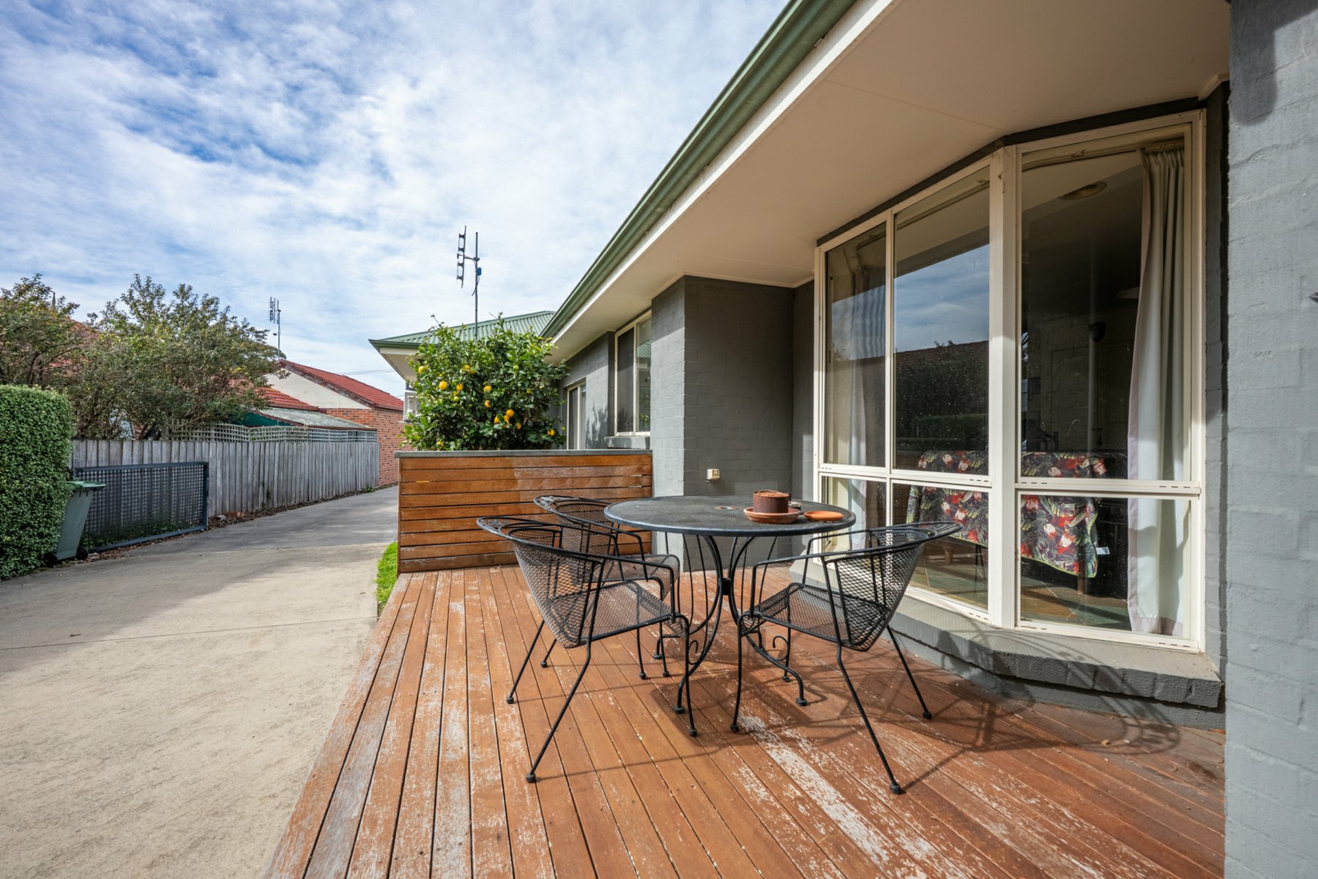 9 Newton Close — photo 16 of 19