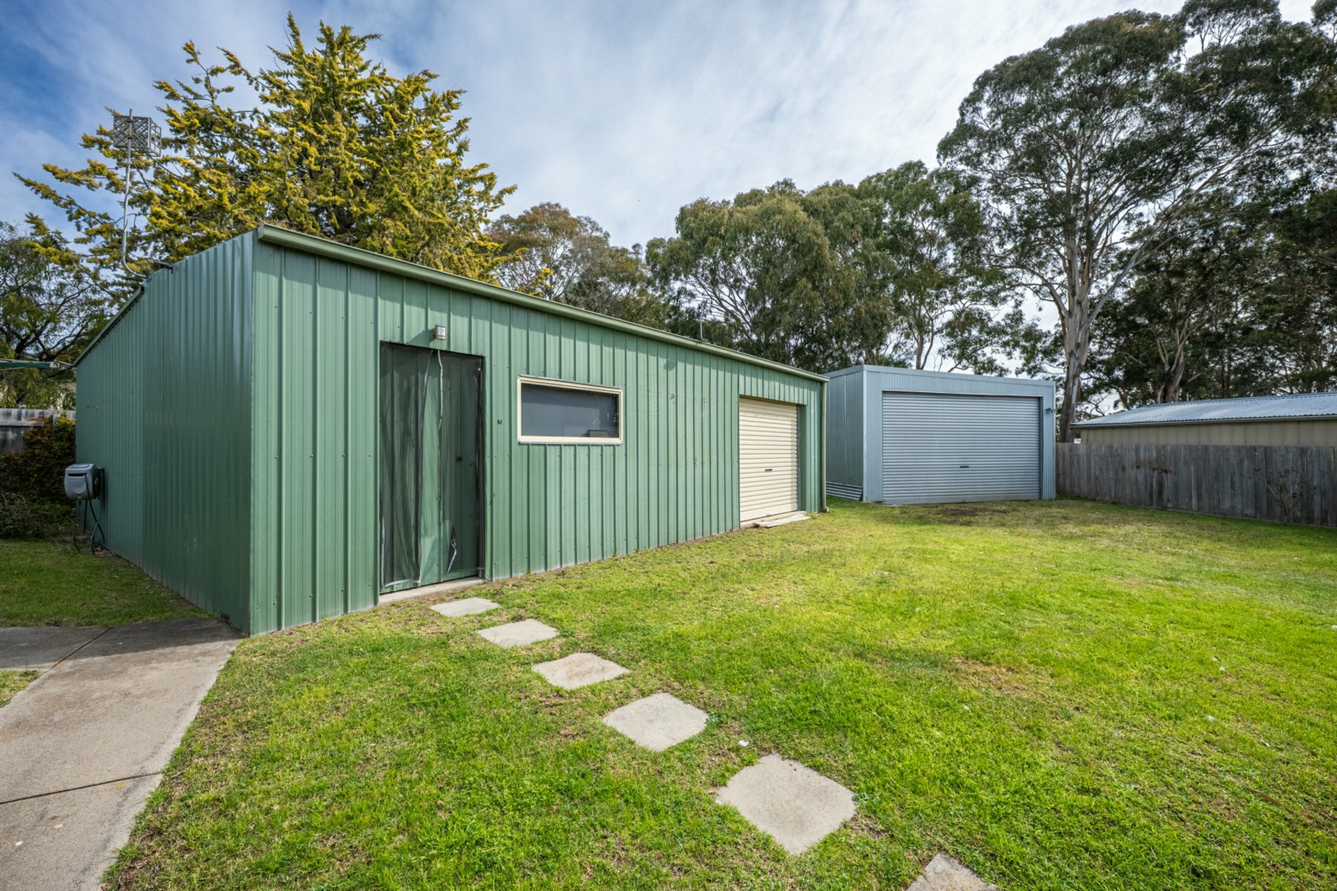 9 Newton Close — photo 17 of 19