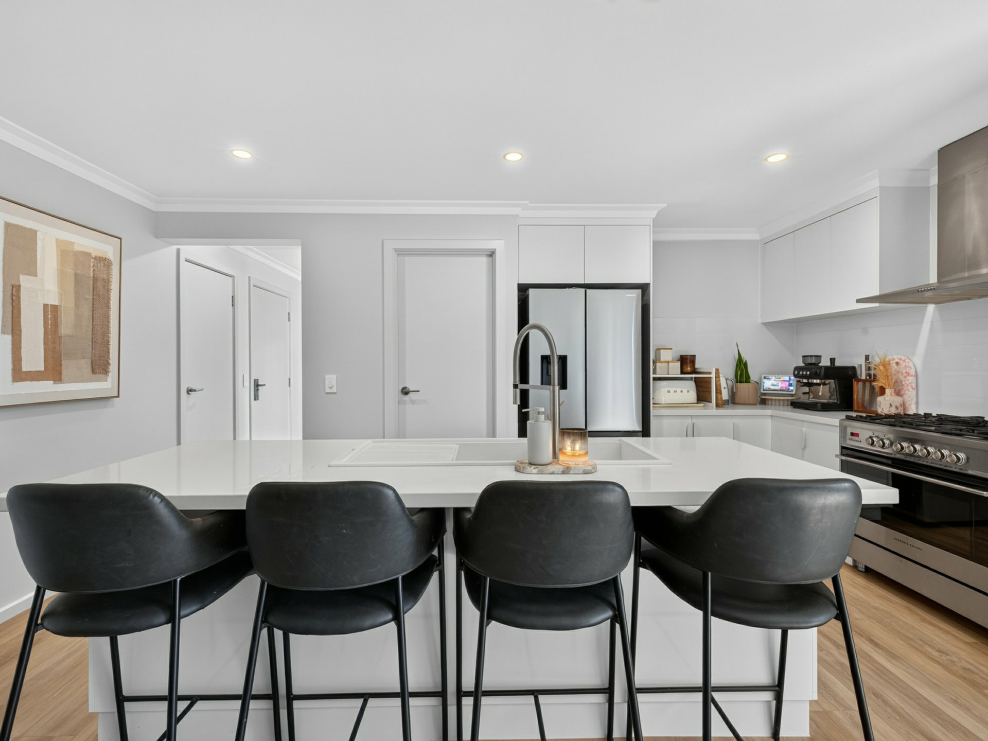 16 Milton Avenue — photo 2 of 24