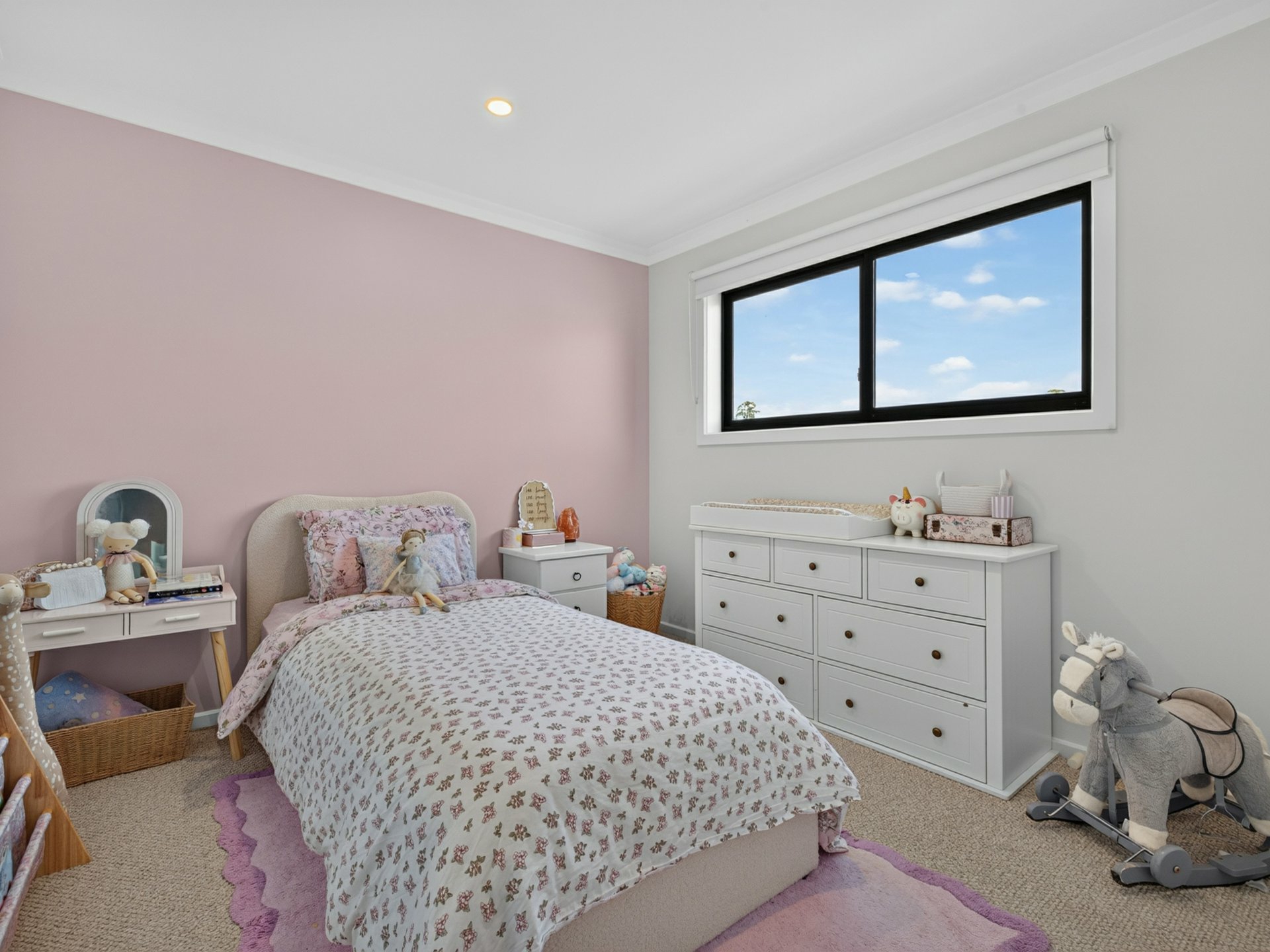 16 Milton Avenue — photo 15 of 24