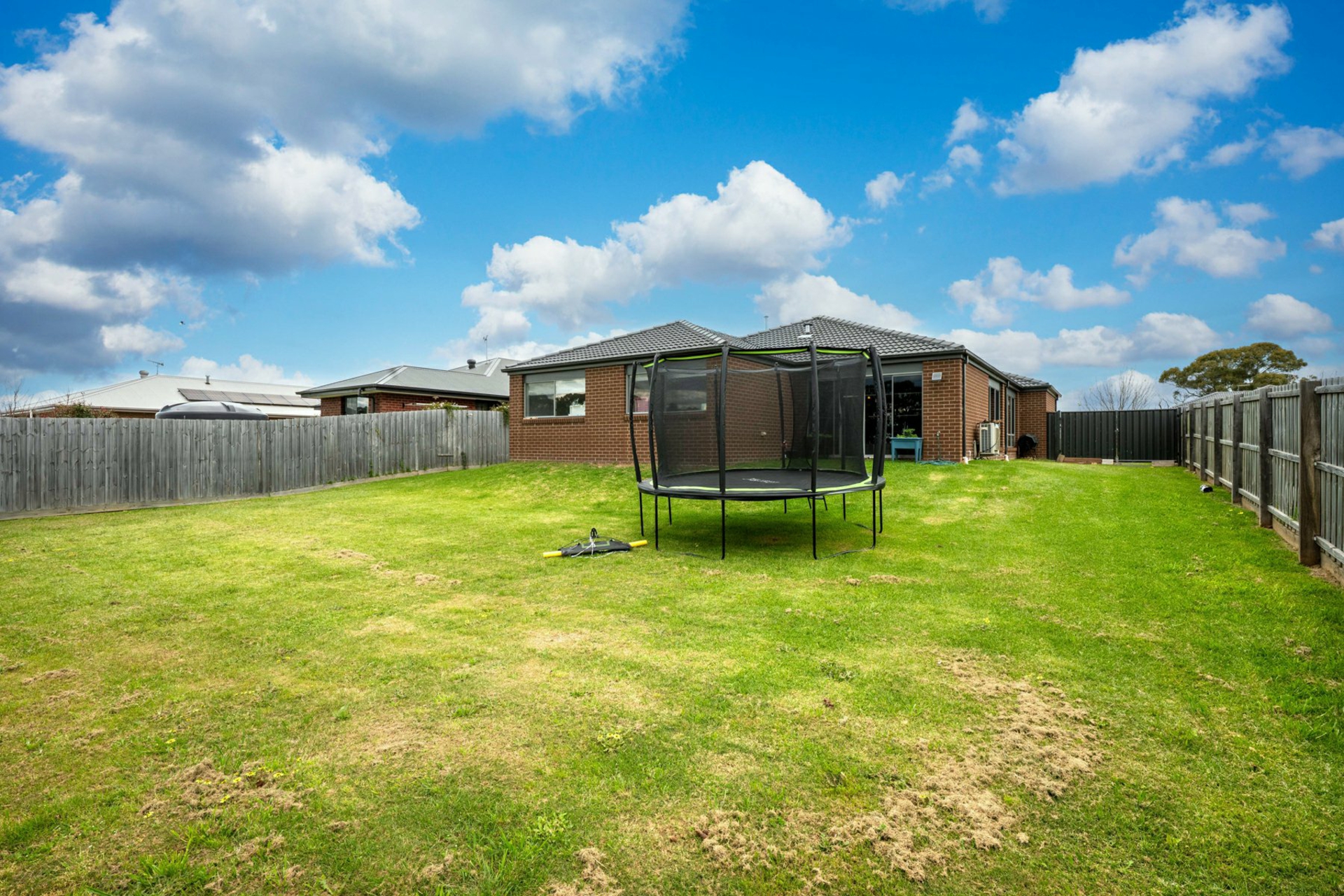 17 Cardinal Drive — photo 14 of 15