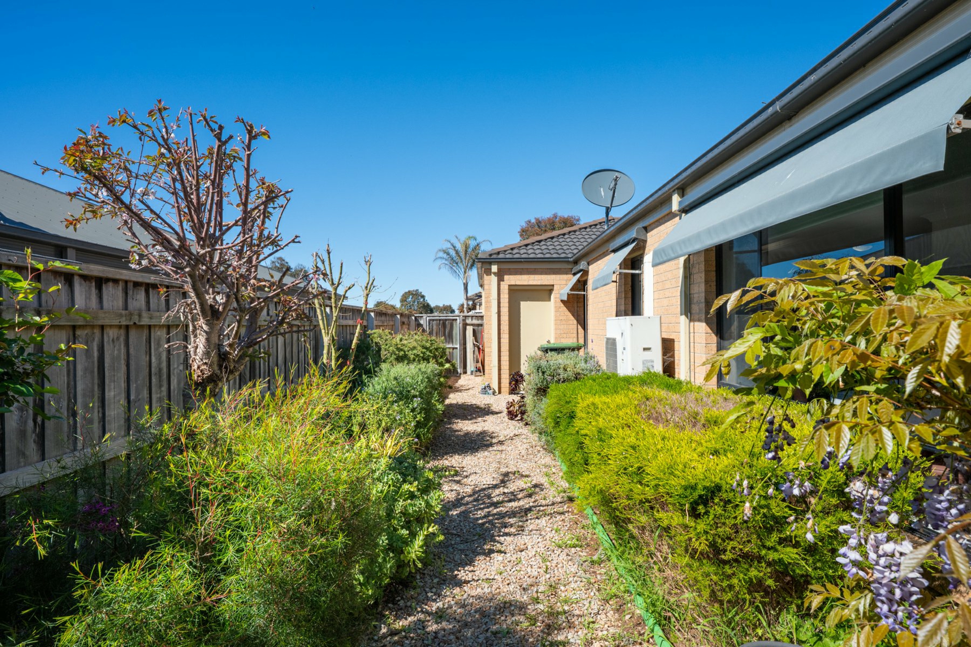 10 Jim Way — photo 17 of 18