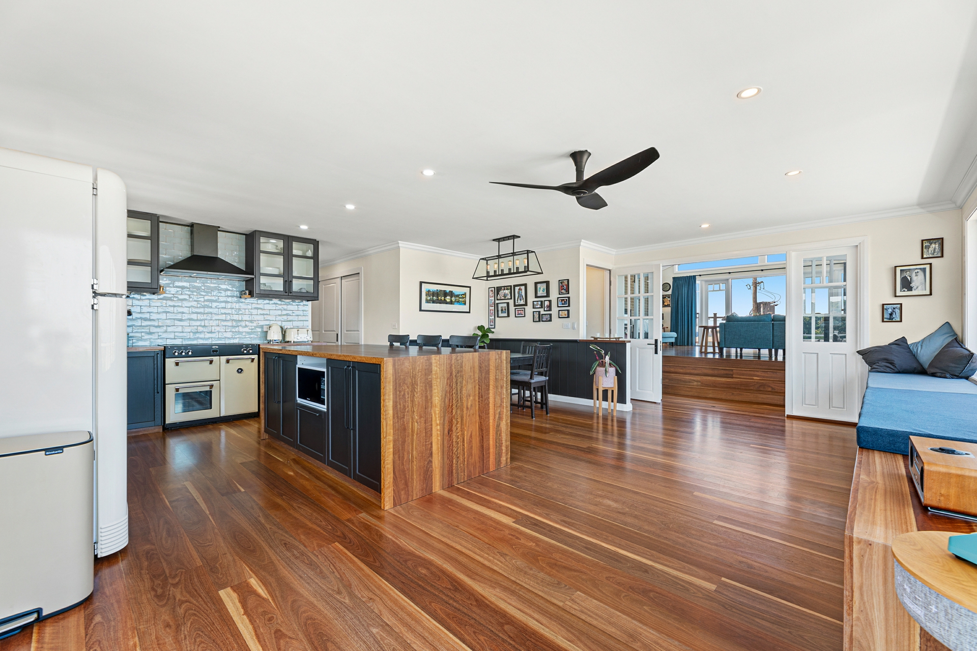 31 Viewhill Road — photo 13 of 30